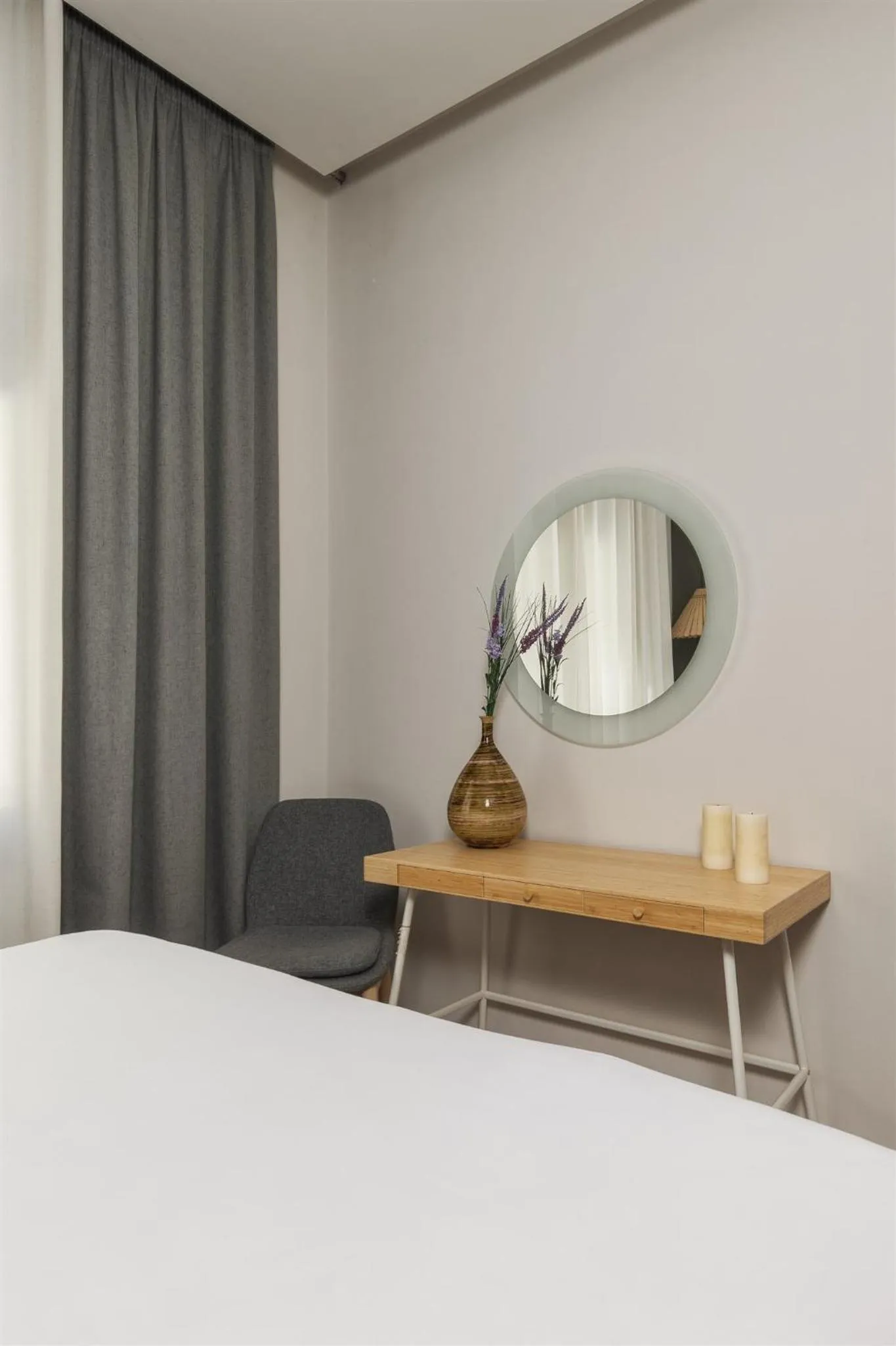 Photo of the whole room, Bed in Anvy Stylish Suites Ioannina