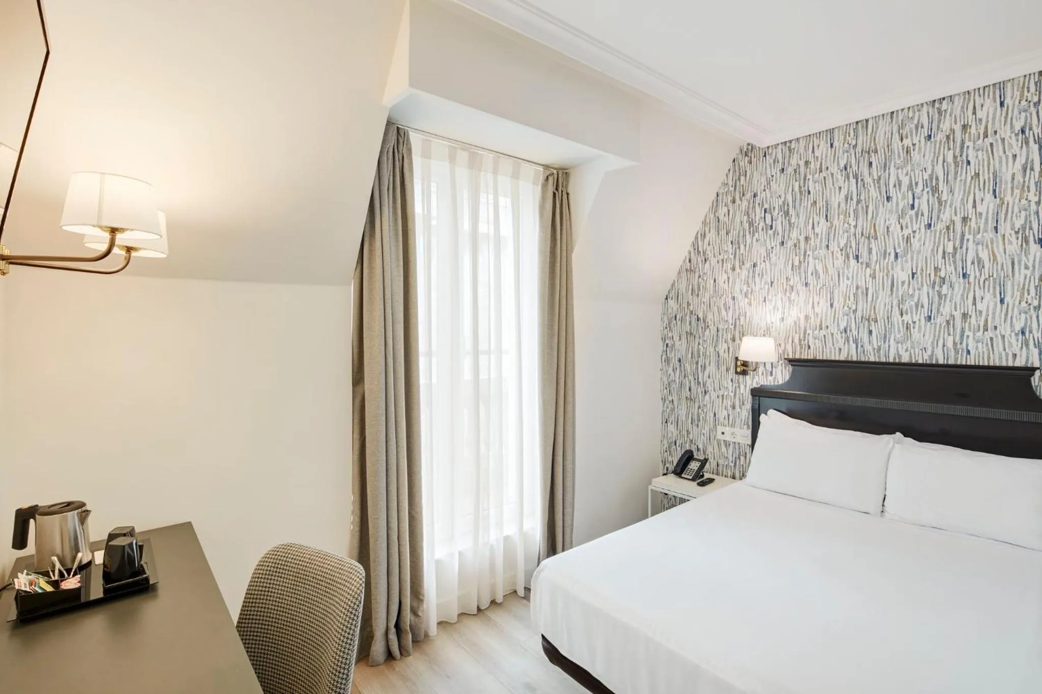 Photo of the whole room, Bed in Sercotel Hotel Europa