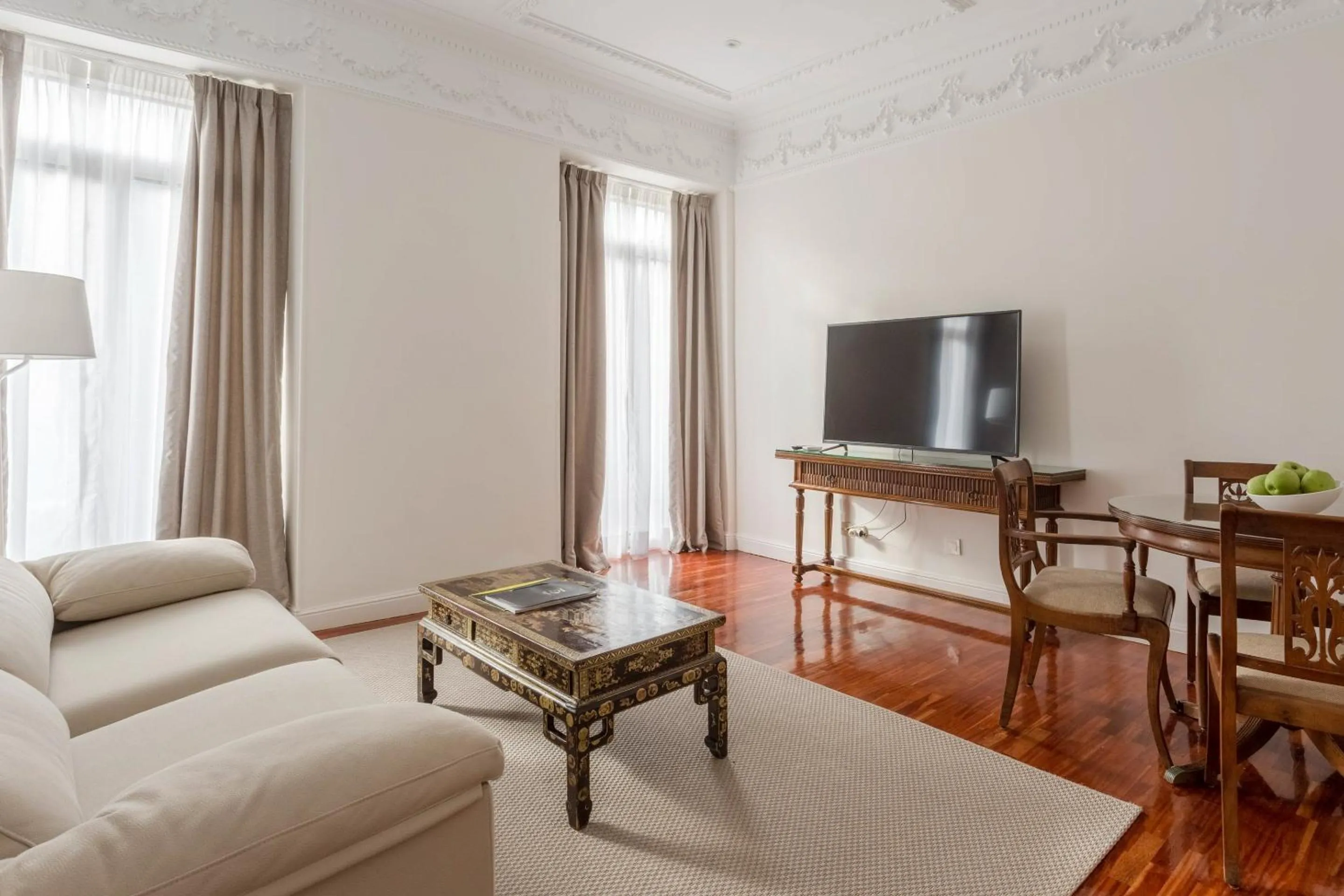 Food and drinks in Sercotel Hotel Europa