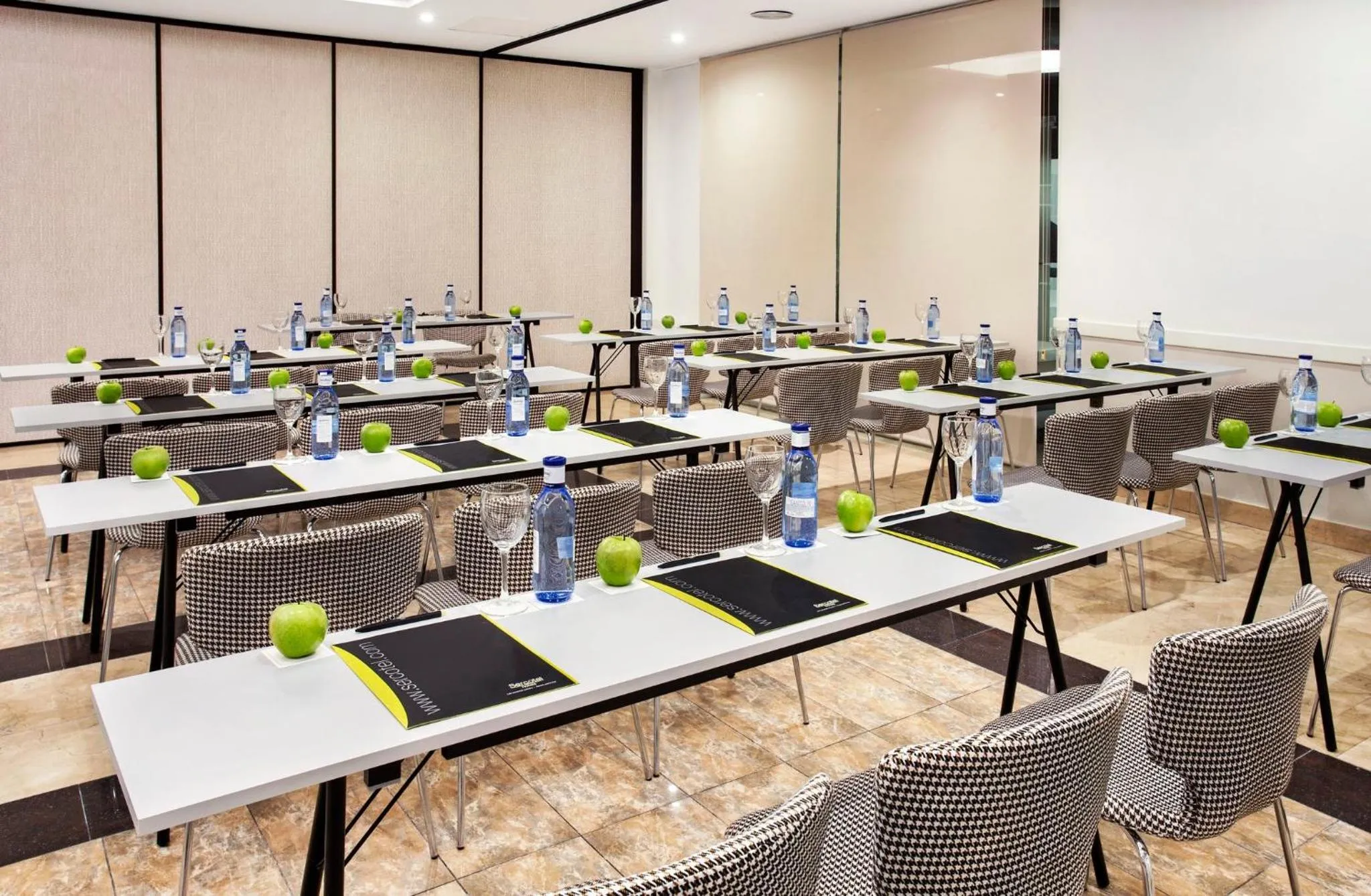 Meeting/conference room in Sercotel Hotel Europa