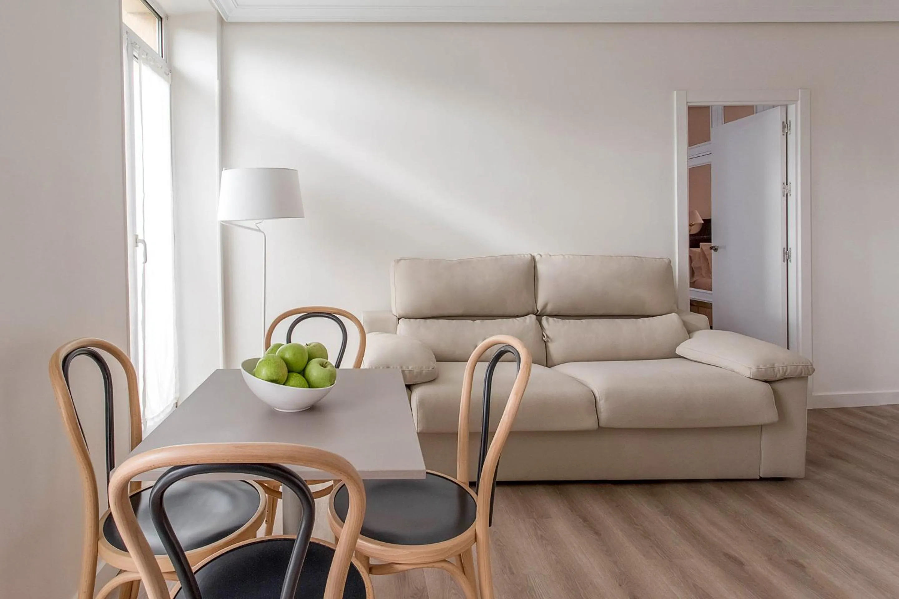 Food and drinks in Sercotel Hotel Europa