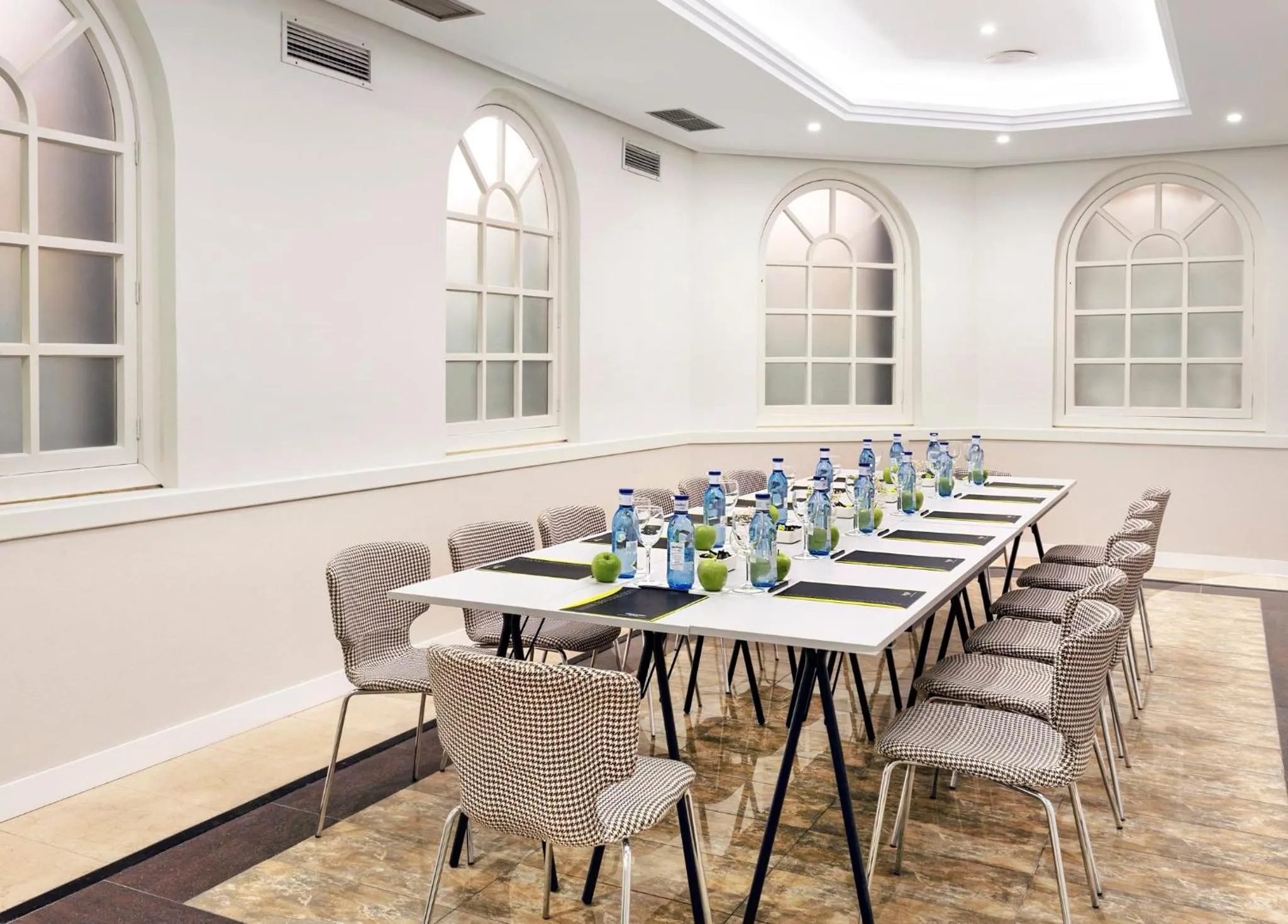 Meeting/conference room in Sercotel Hotel Europa