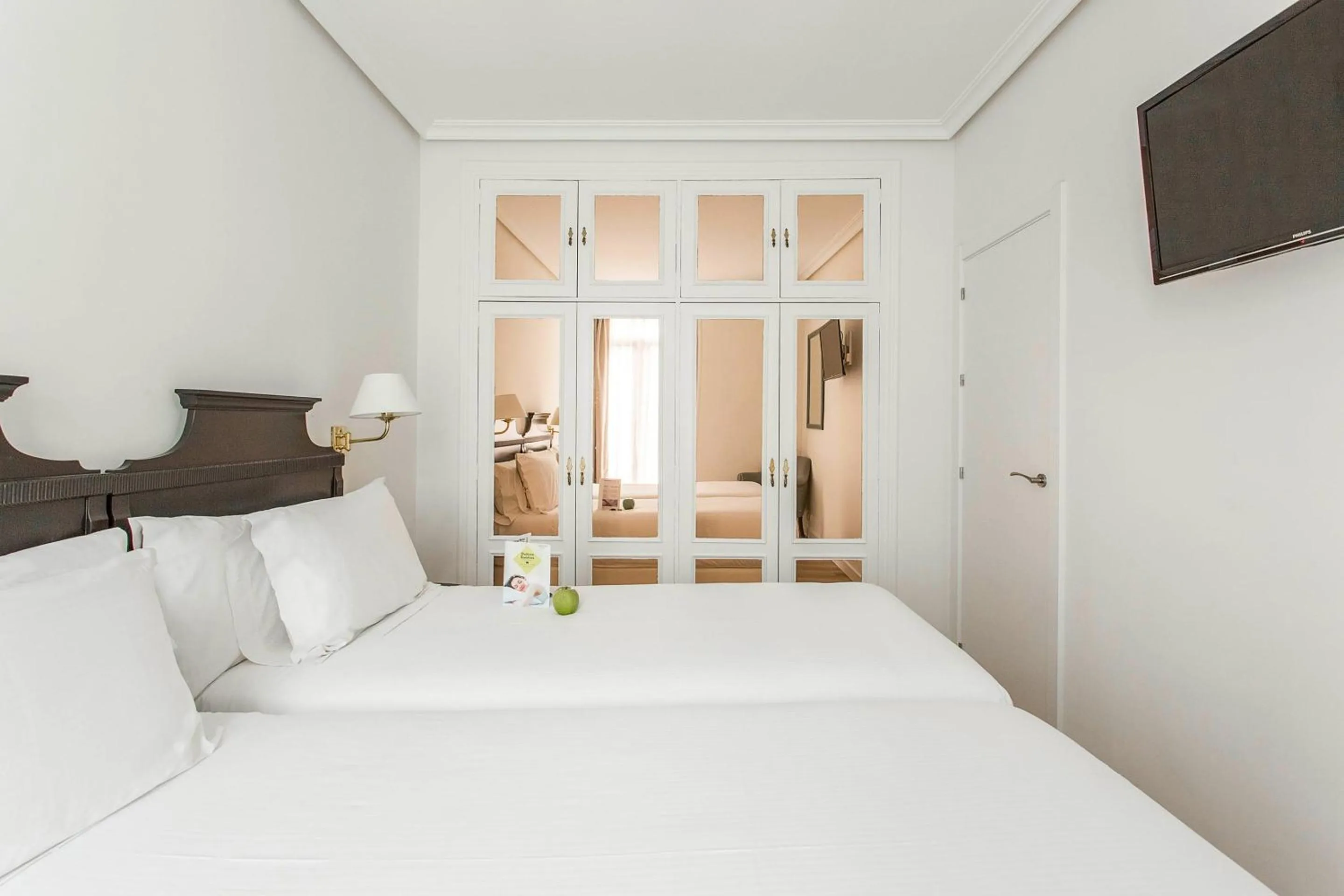 Bedroom, Bed in Sercotel Hotel Europa