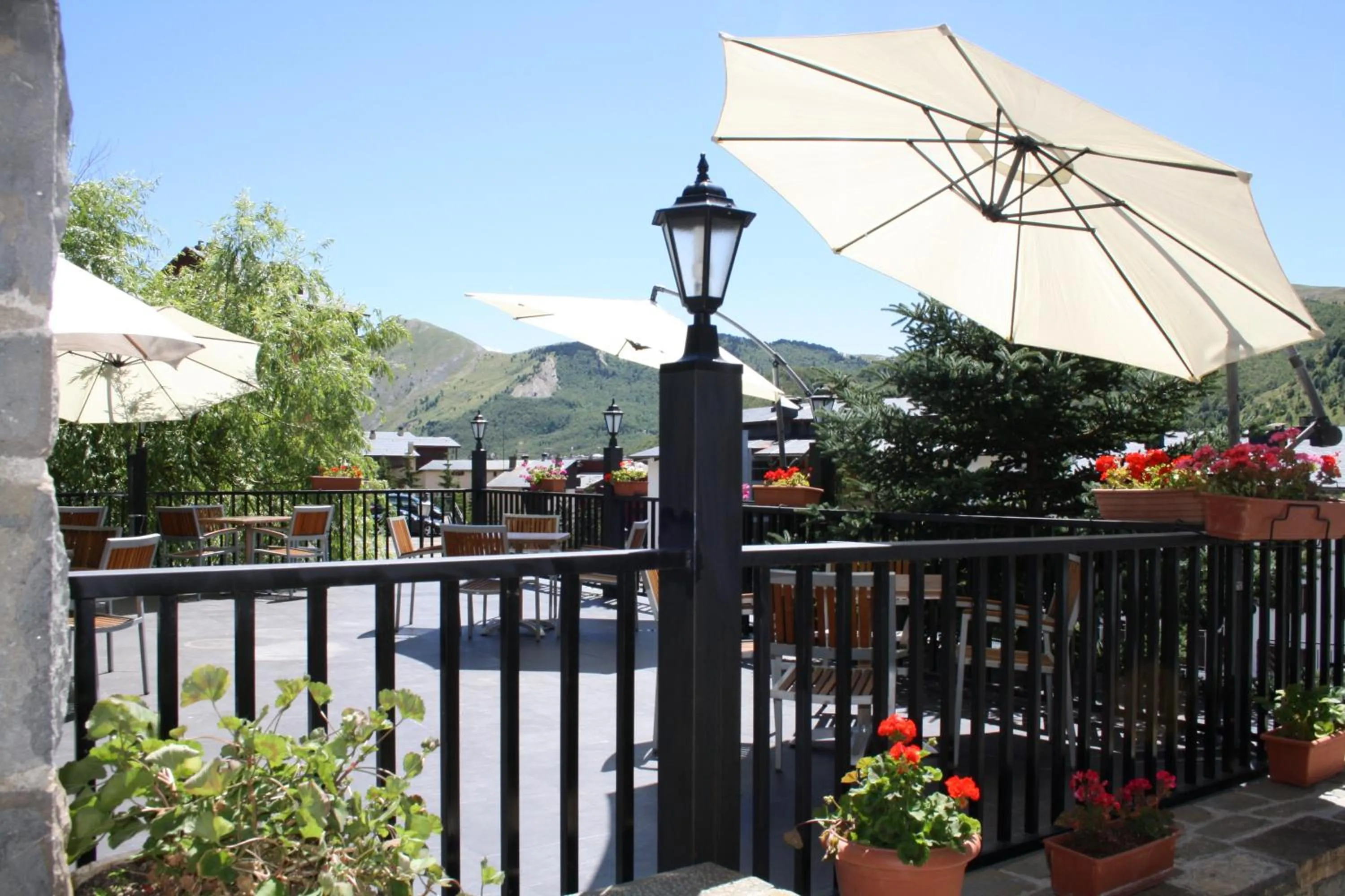 Day in SNÖ Villa de Sallent 4