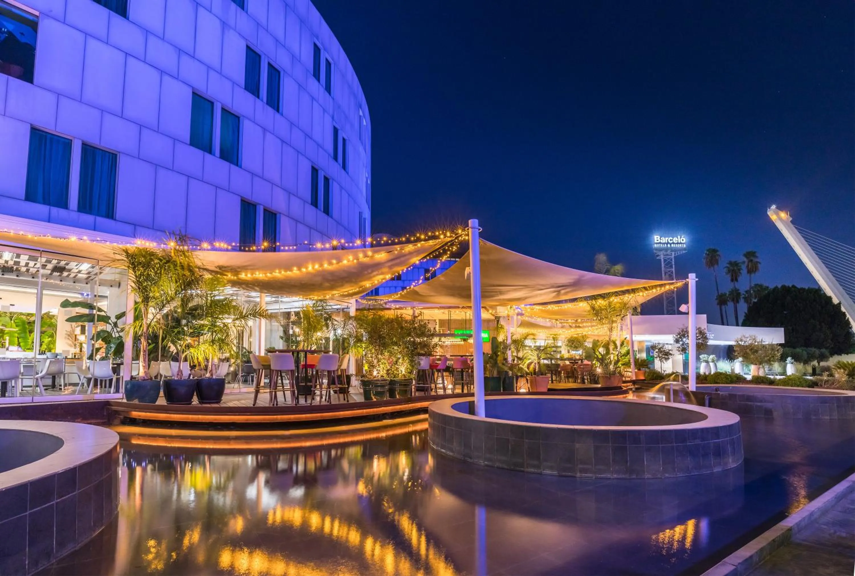 Night in Barceló Sevilla Renacimiento
