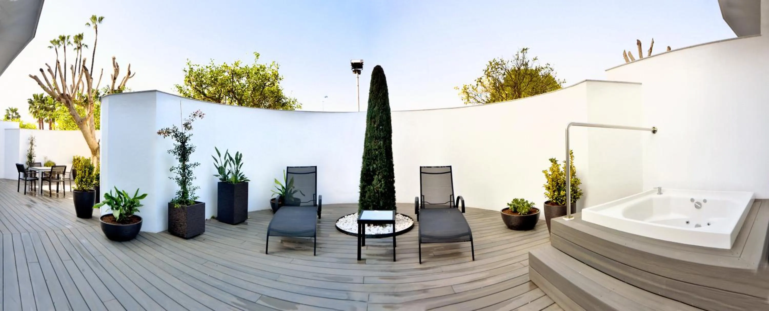 Patio in Barceló Sevilla Renacimiento