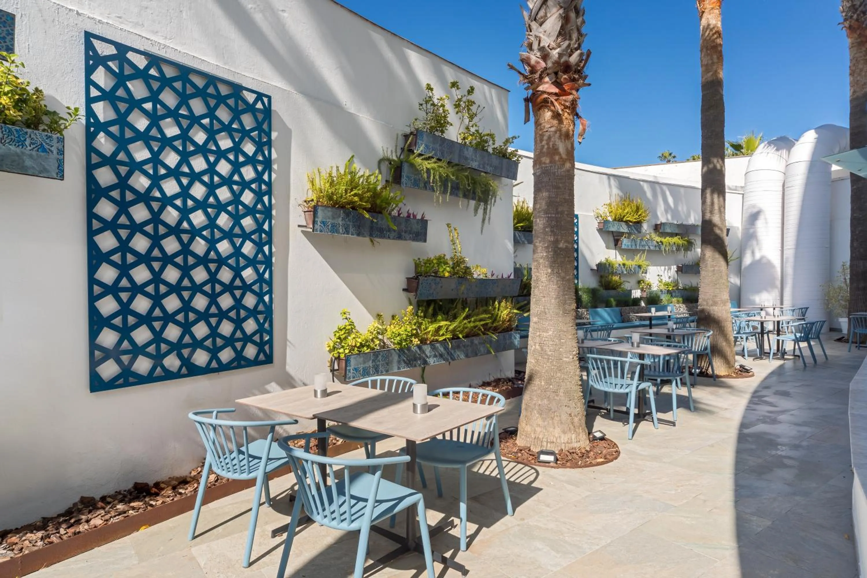 Patio in Barceló Sevilla Renacimiento