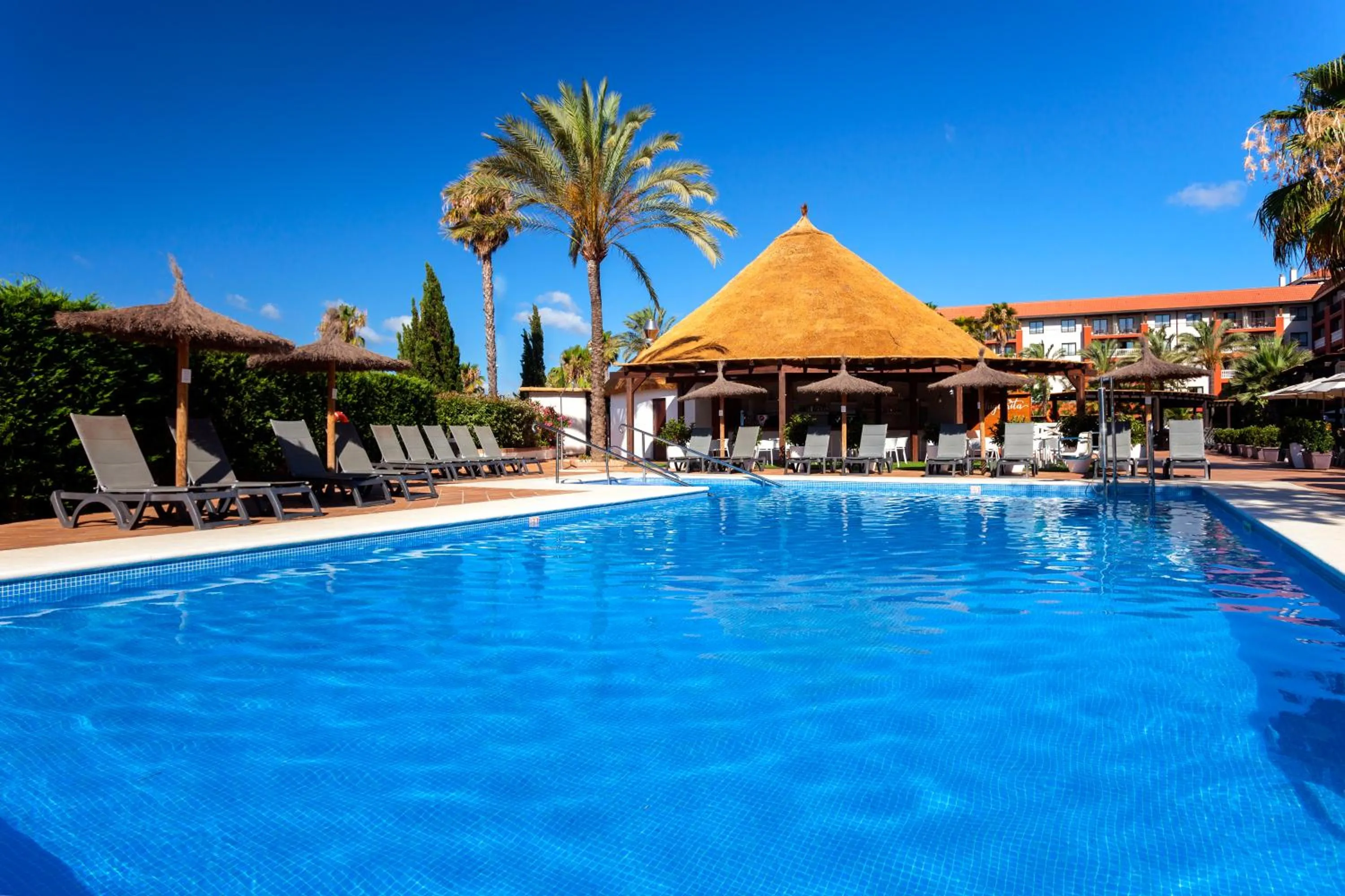 Swimming pool in Smy Isla Cristina