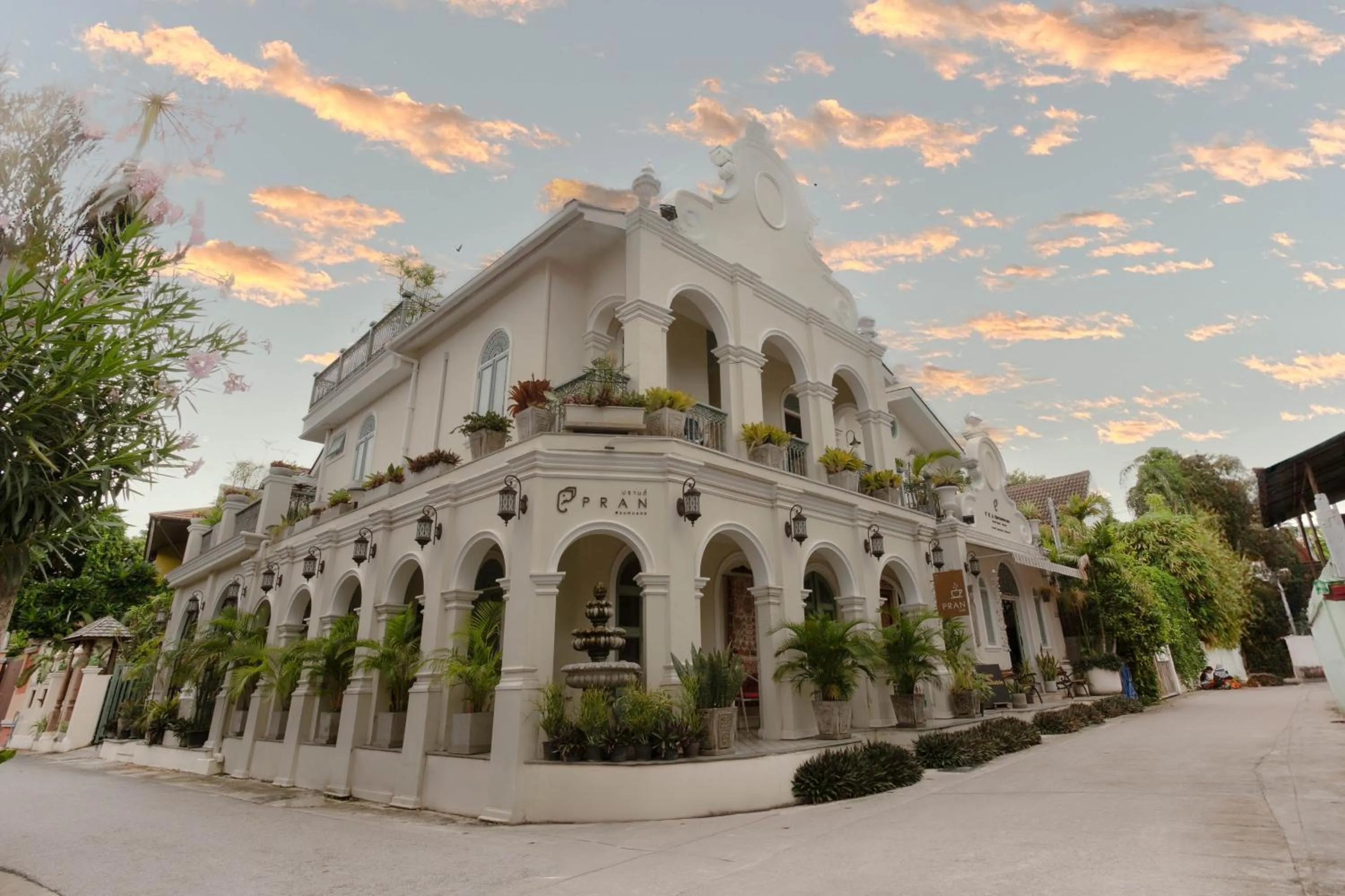 Property building in Pran At Kumuang Boutique House