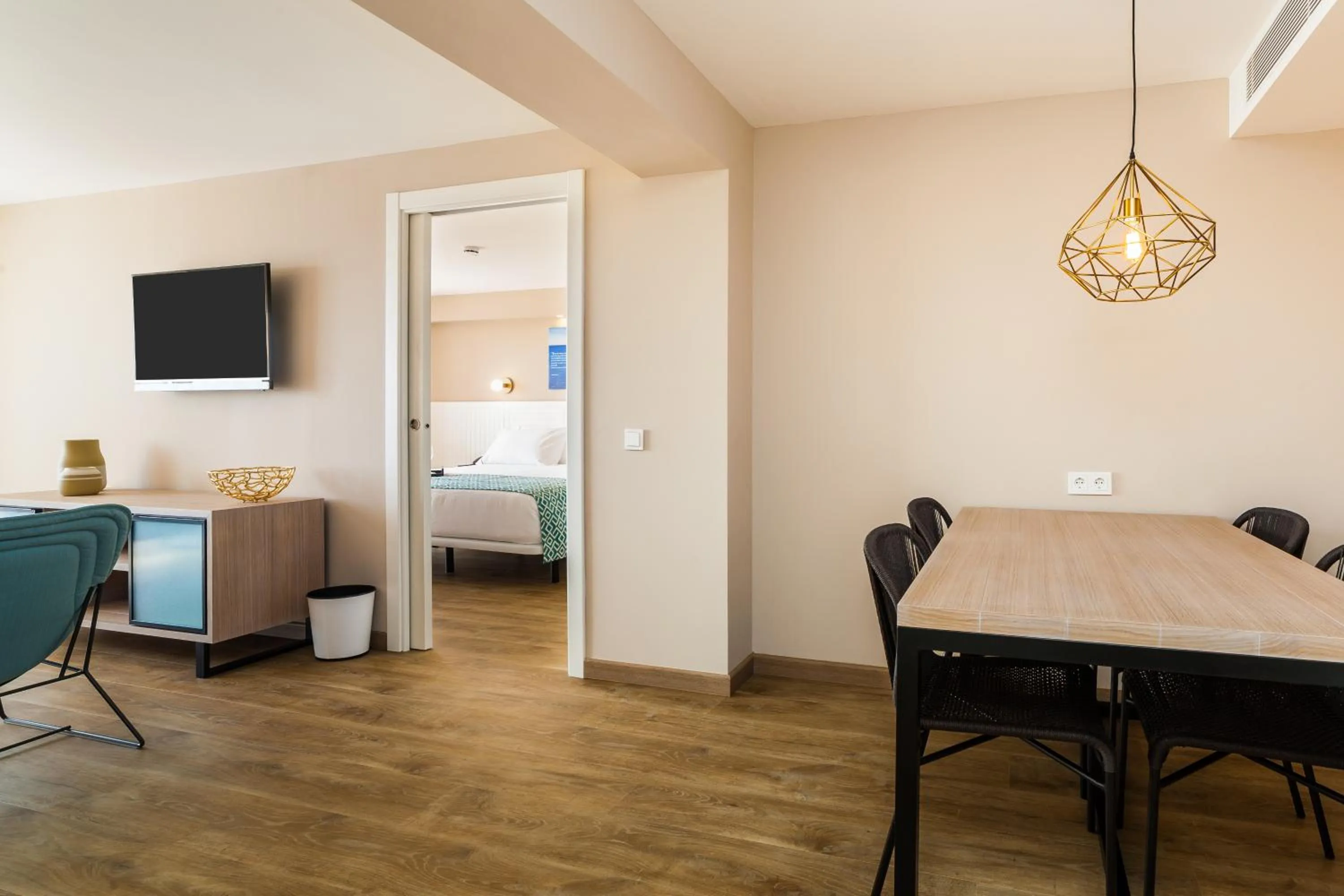 Living room, Bed in Eurostars Marivent