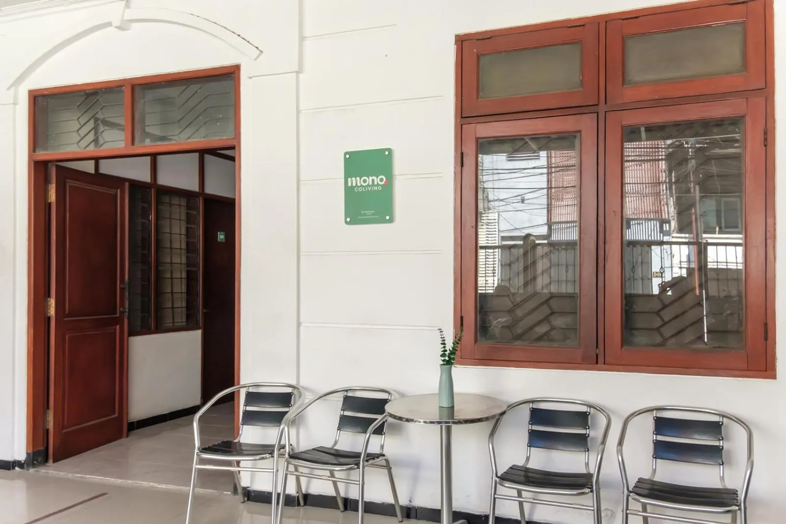 Lobby or reception in Mono Coliving Kertajaya Syariah, SBY