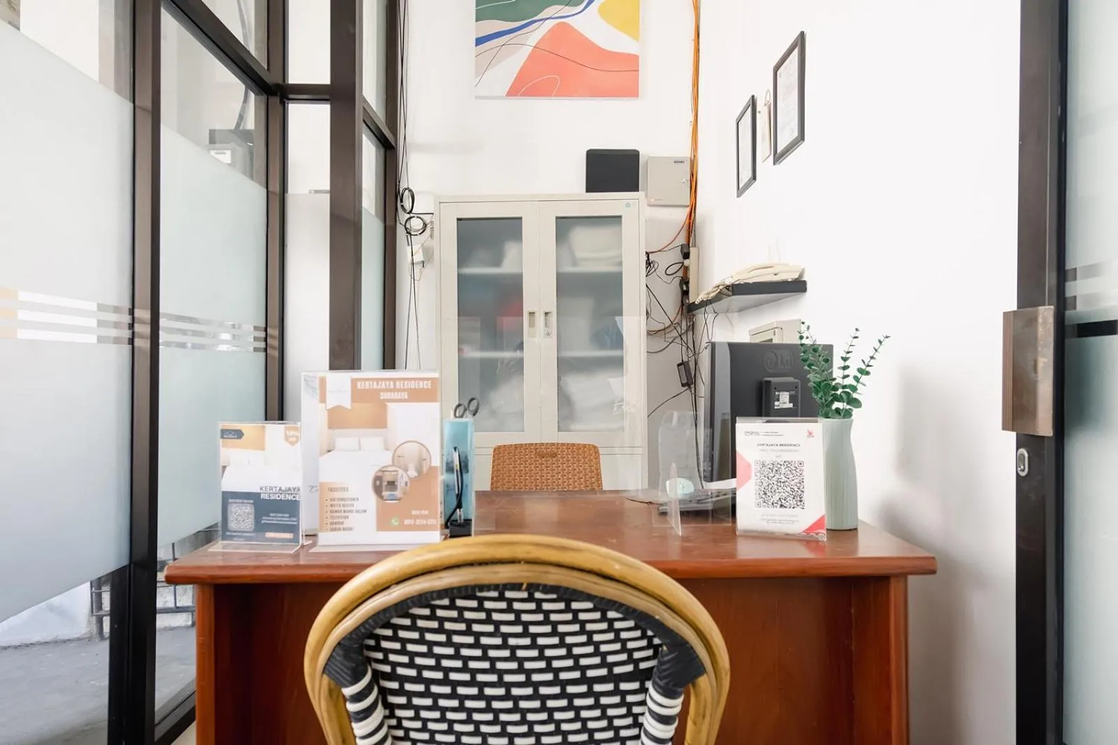 Lobby or reception in Mono Coliving Kertajaya Syariah, SBY