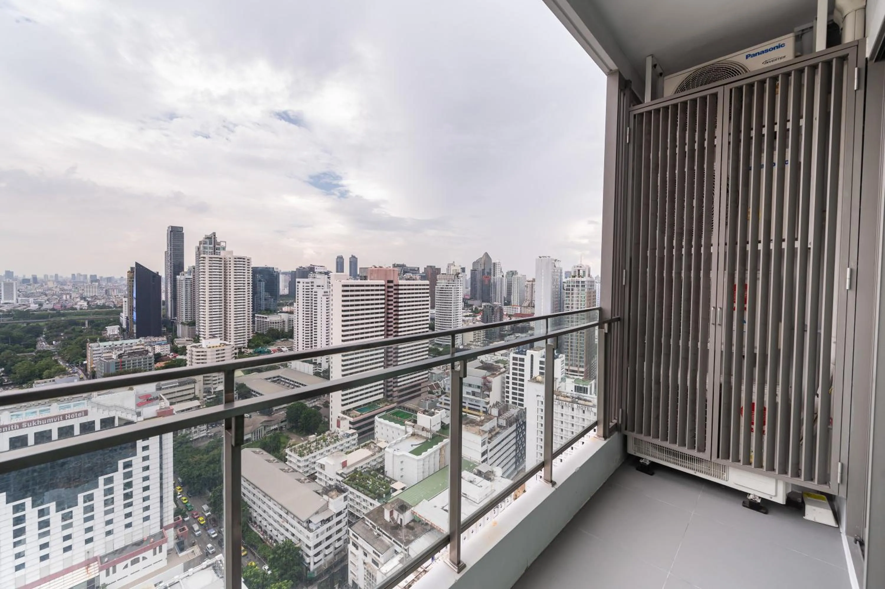City view in The Rich Residence Sukhumvit Nana