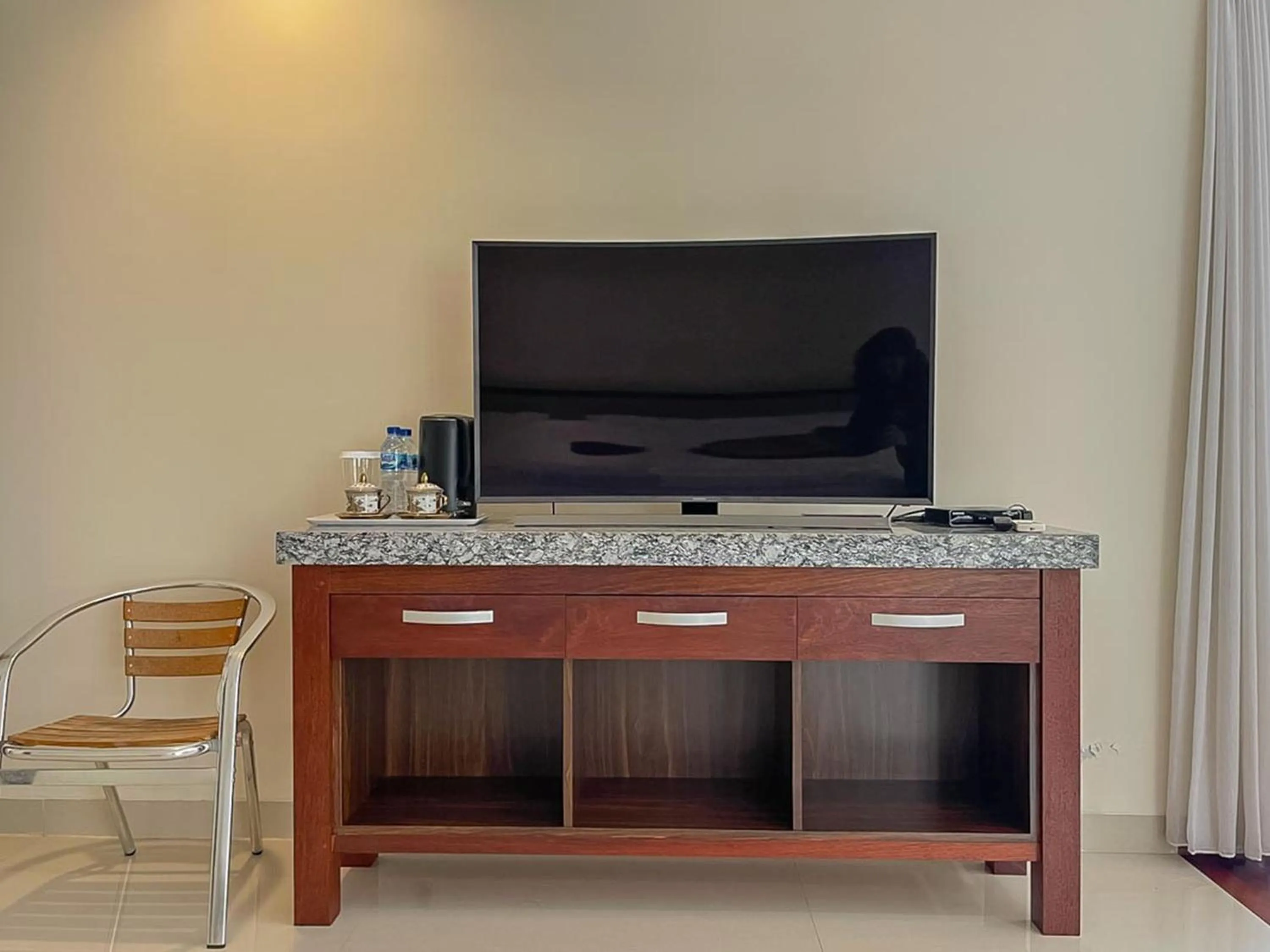 TV and multimedia in Merbau Luxurious Villa Senggigi by The Lavana - 5 Bedroom Villa