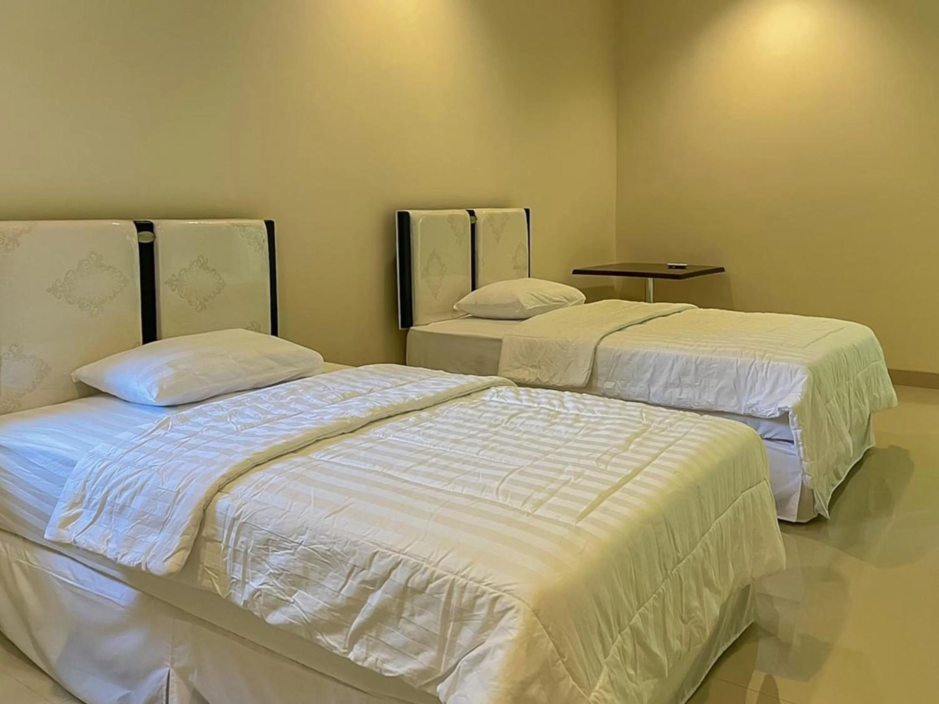 Bedroom, Bed in Merbau Luxurious Villa Senggigi by The Lavana - 5 Bedroom Villa