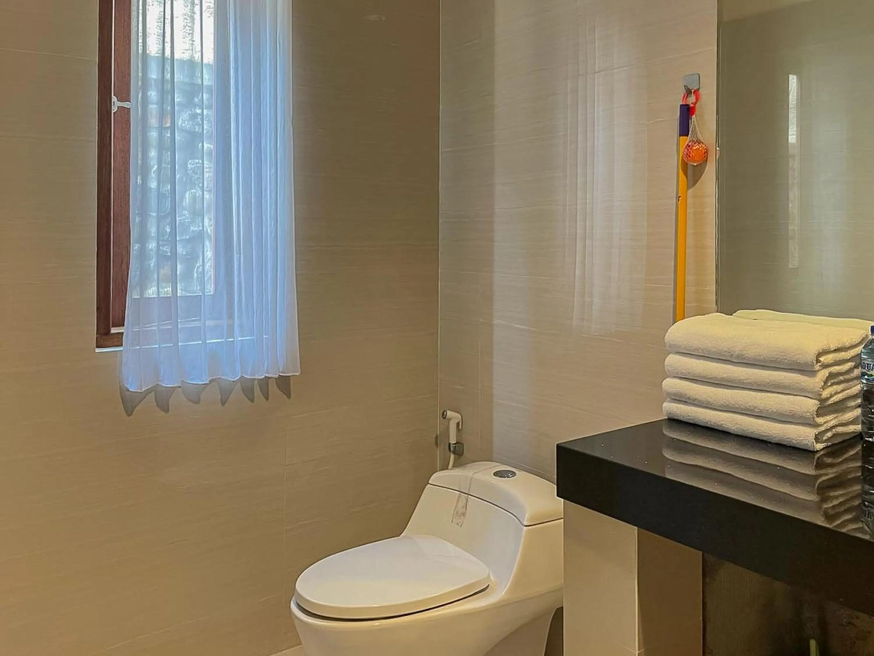 Bathroom in Merbau Luxurious Villa Senggigi by The Lavana - 5 Bedroom Villa