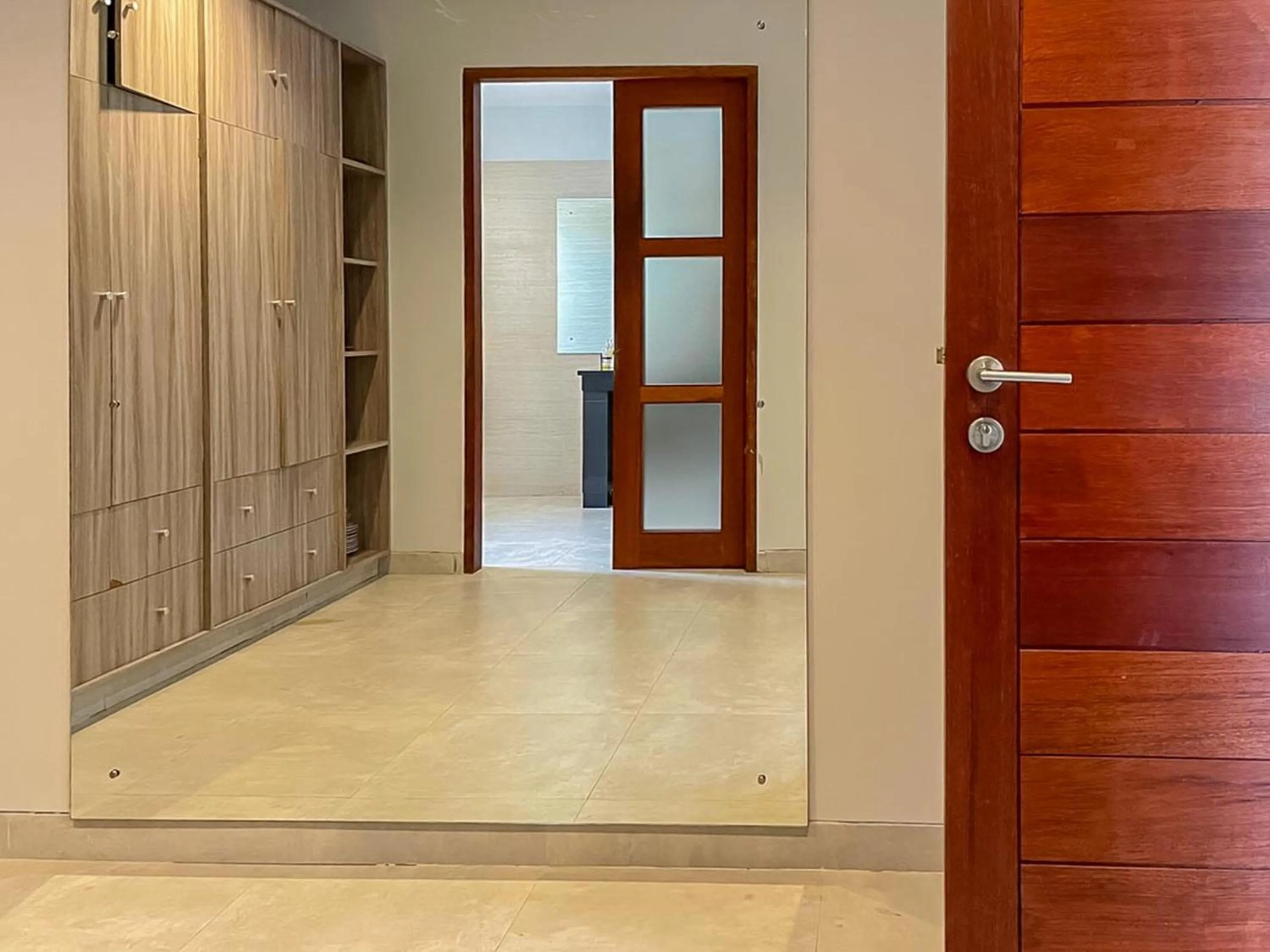 wardrobe in Merbau Luxurious Villa Senggigi by The Lavana - 5 Bedroom Villa