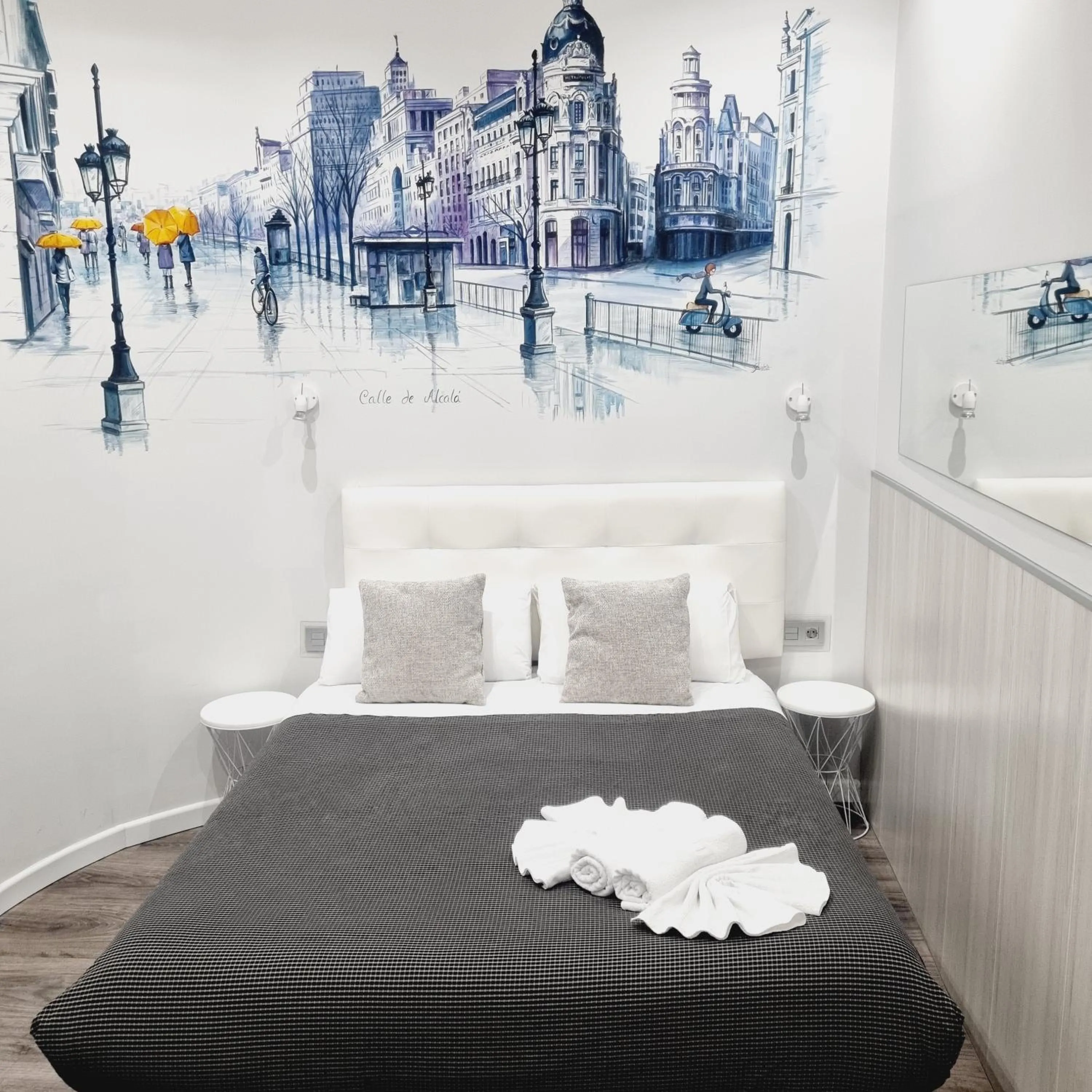 Photo of the whole room, Bed in Hostal Lauria