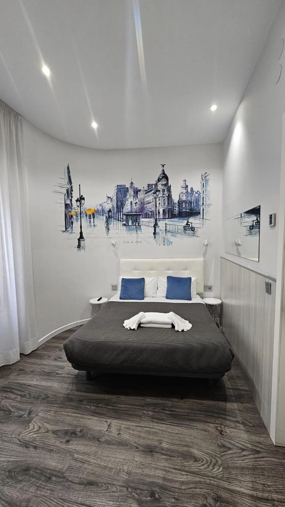 Bed in Hostal Lauria