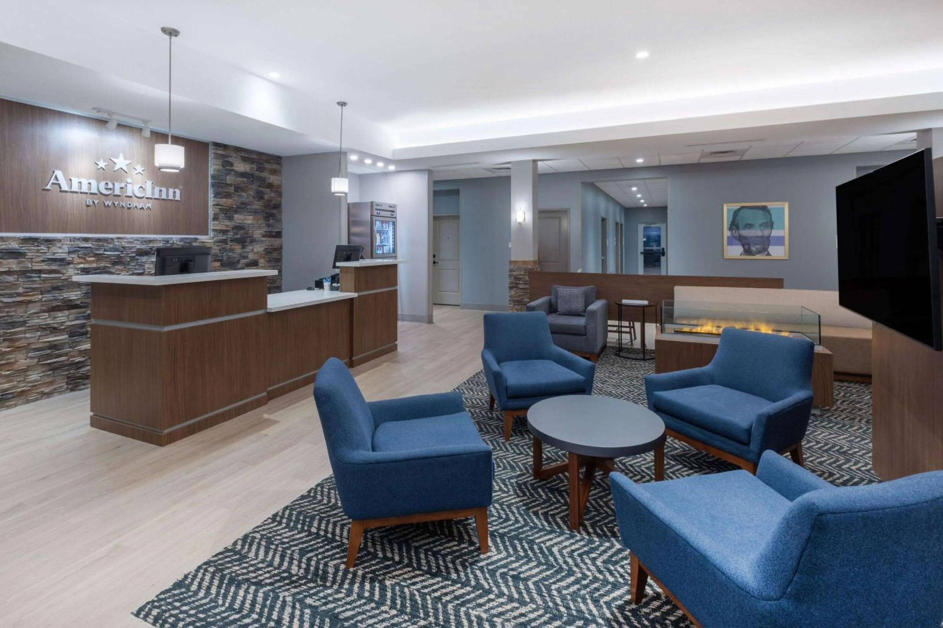 Lobby or reception in AmericInn by Wyndham Mountain Home