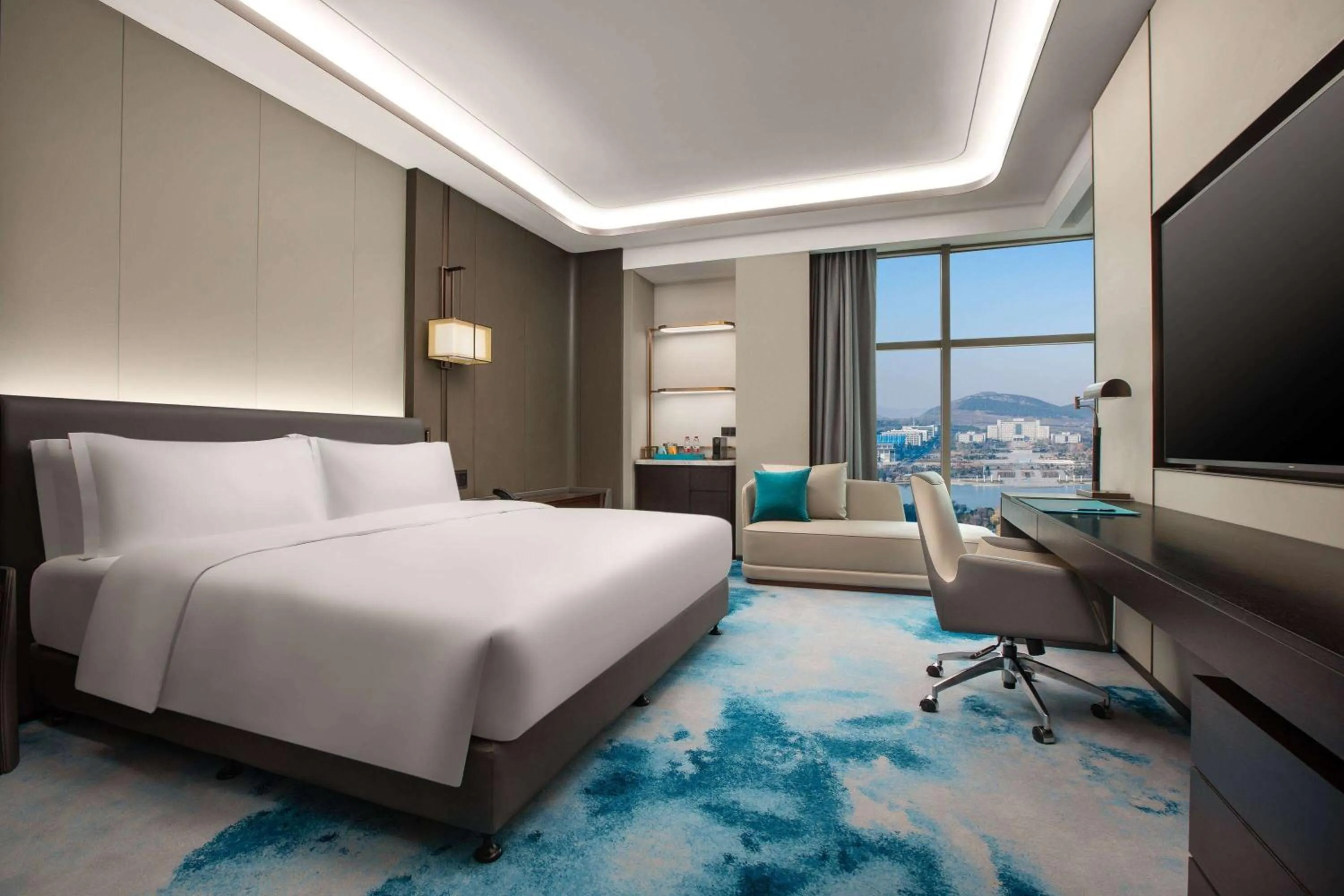Photo of the whole room, Bed in Wyndham Grand Zaozhuang