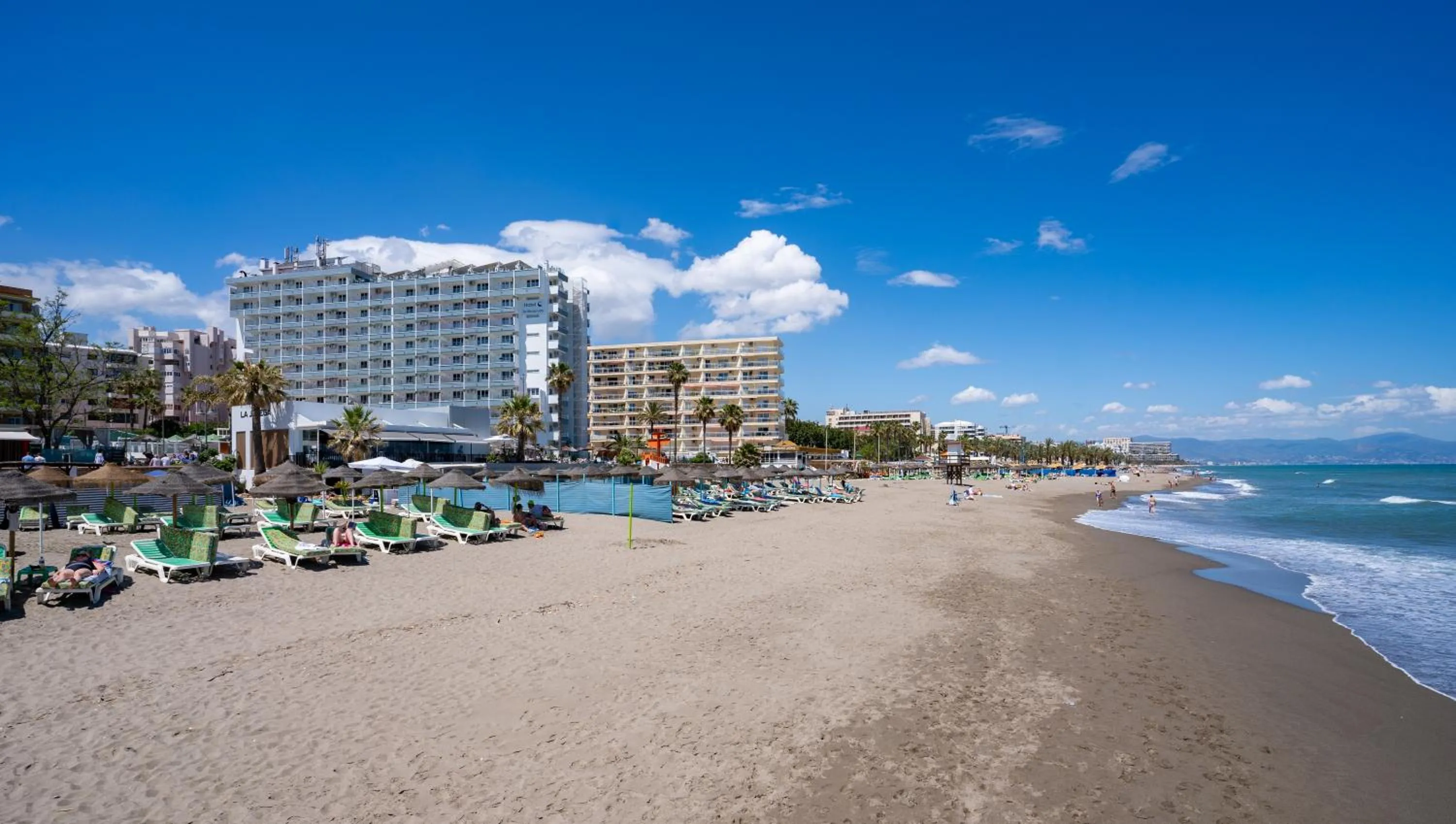 Property building in La Barracuda