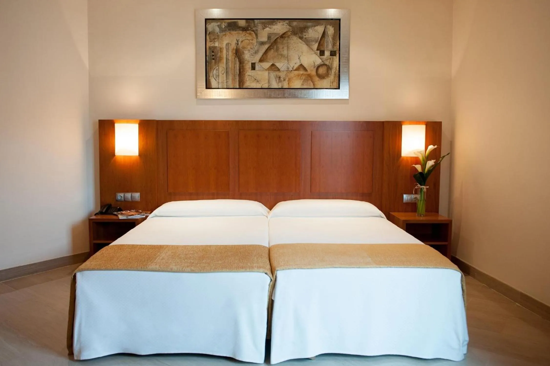 Bedroom, Bed in Leflet Valme