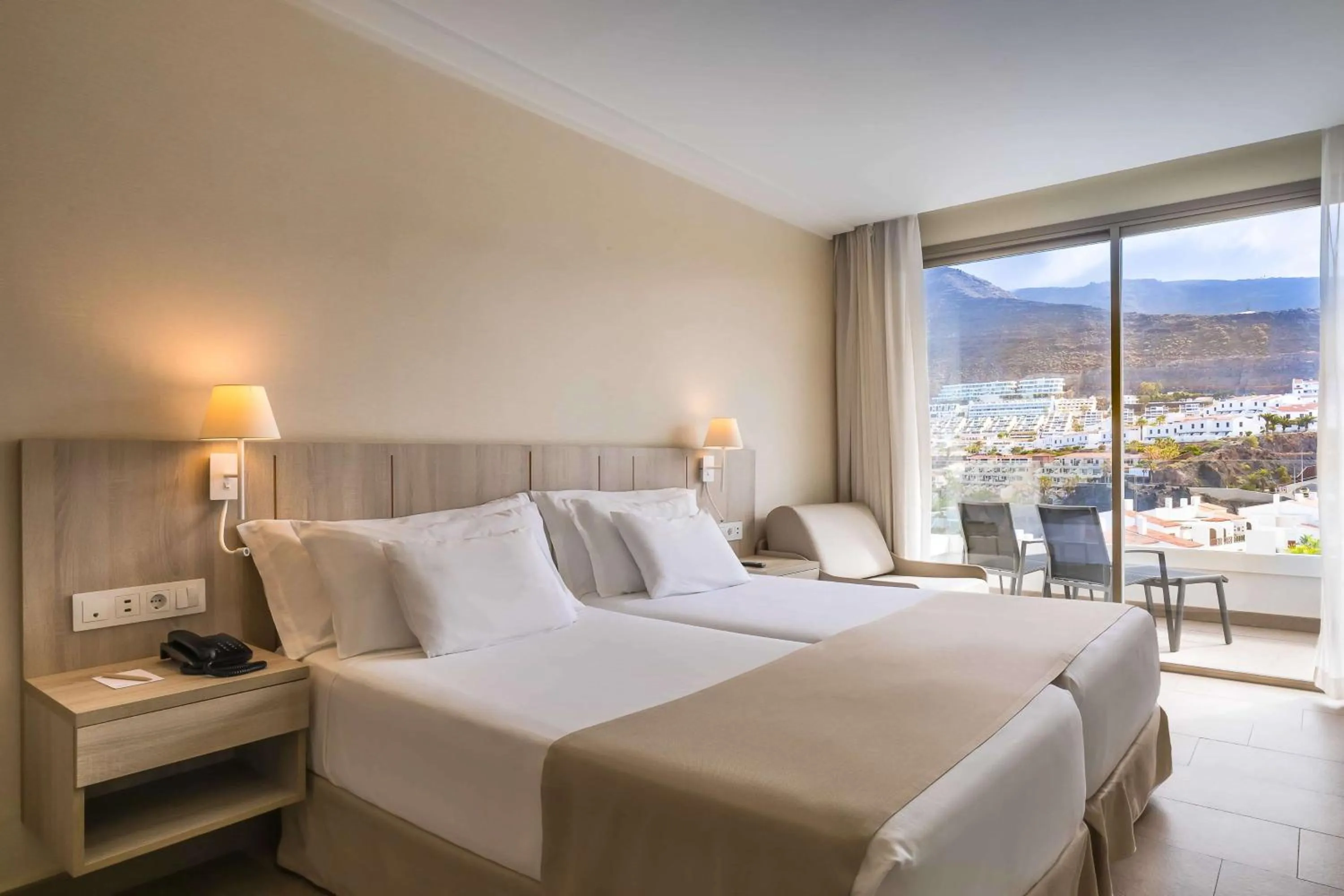 Bedroom, Bed in Barceló Santiago - Adults Only