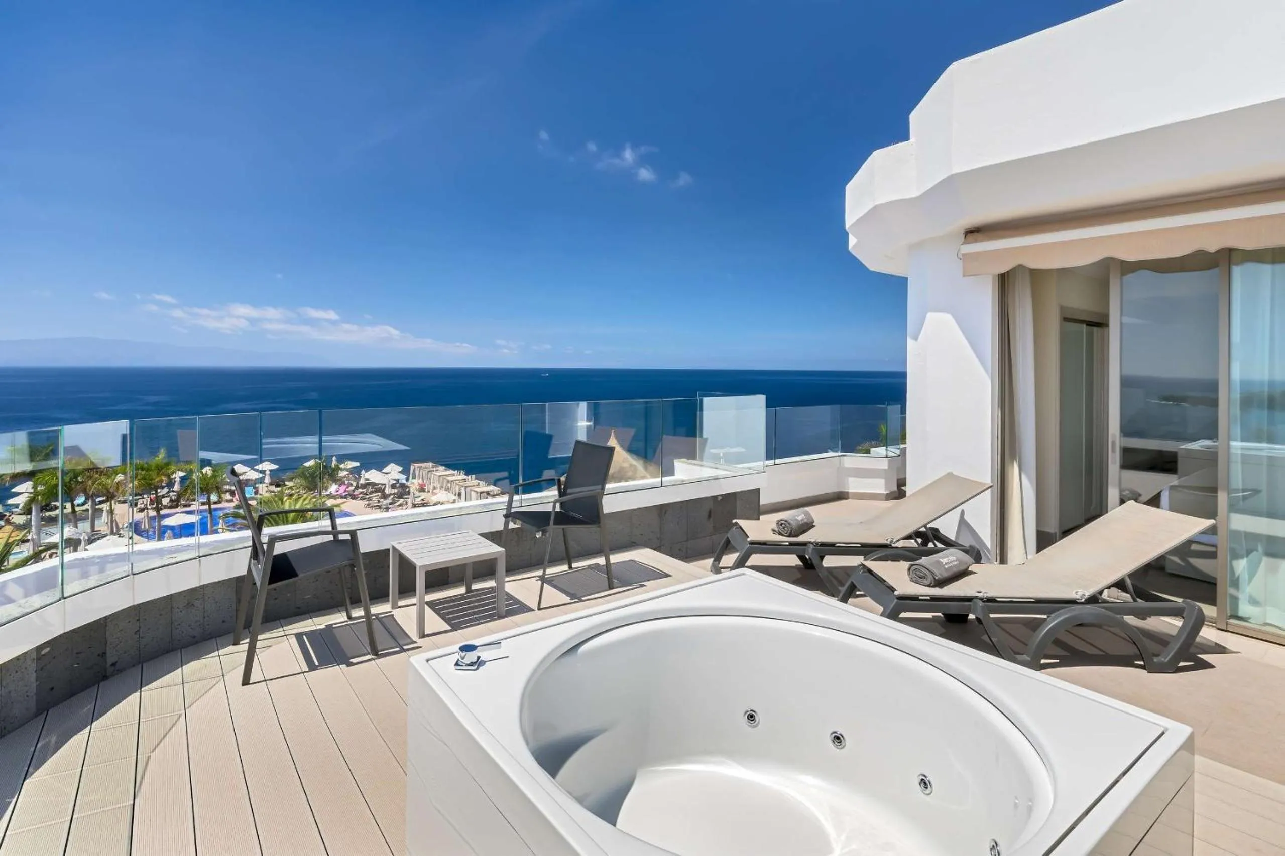 Photo of the whole room in Barceló Santiago - Adults Only