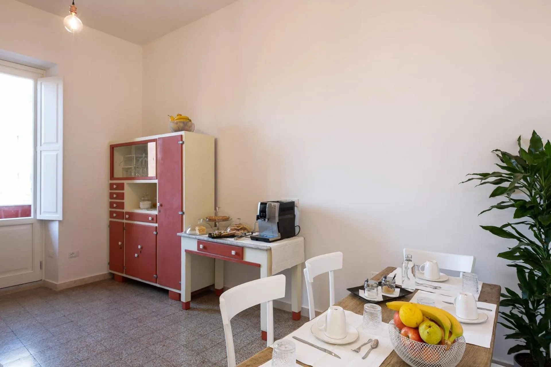 Coffee/tea facilities in Al Dio Bes