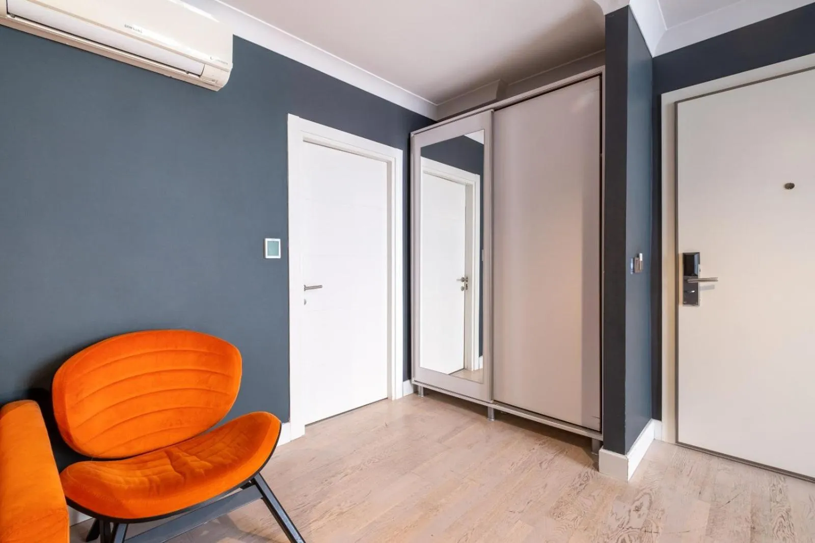 Living room in 216 Bosphorus