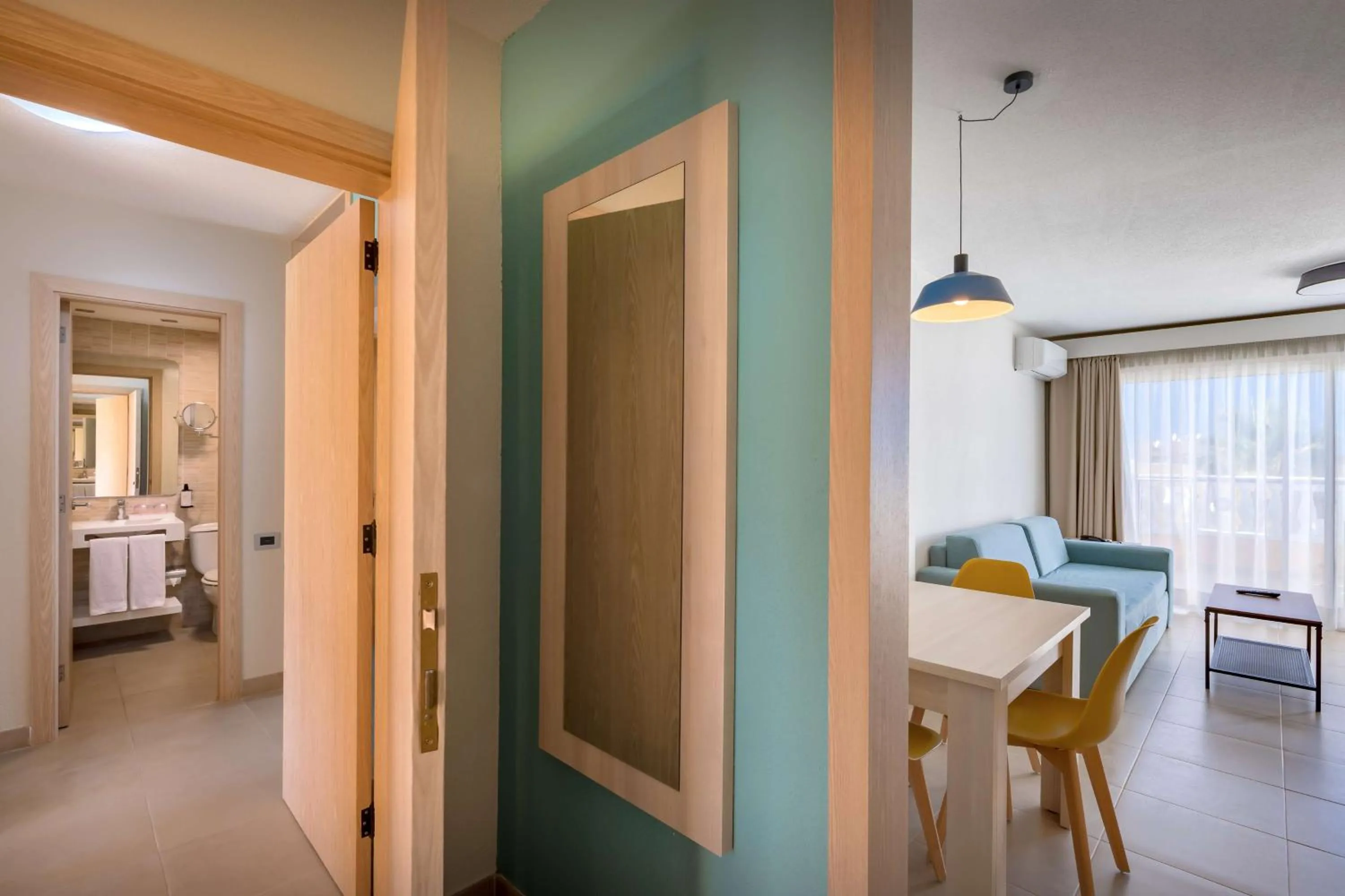 Bedroom, Bed in Allegro Isora