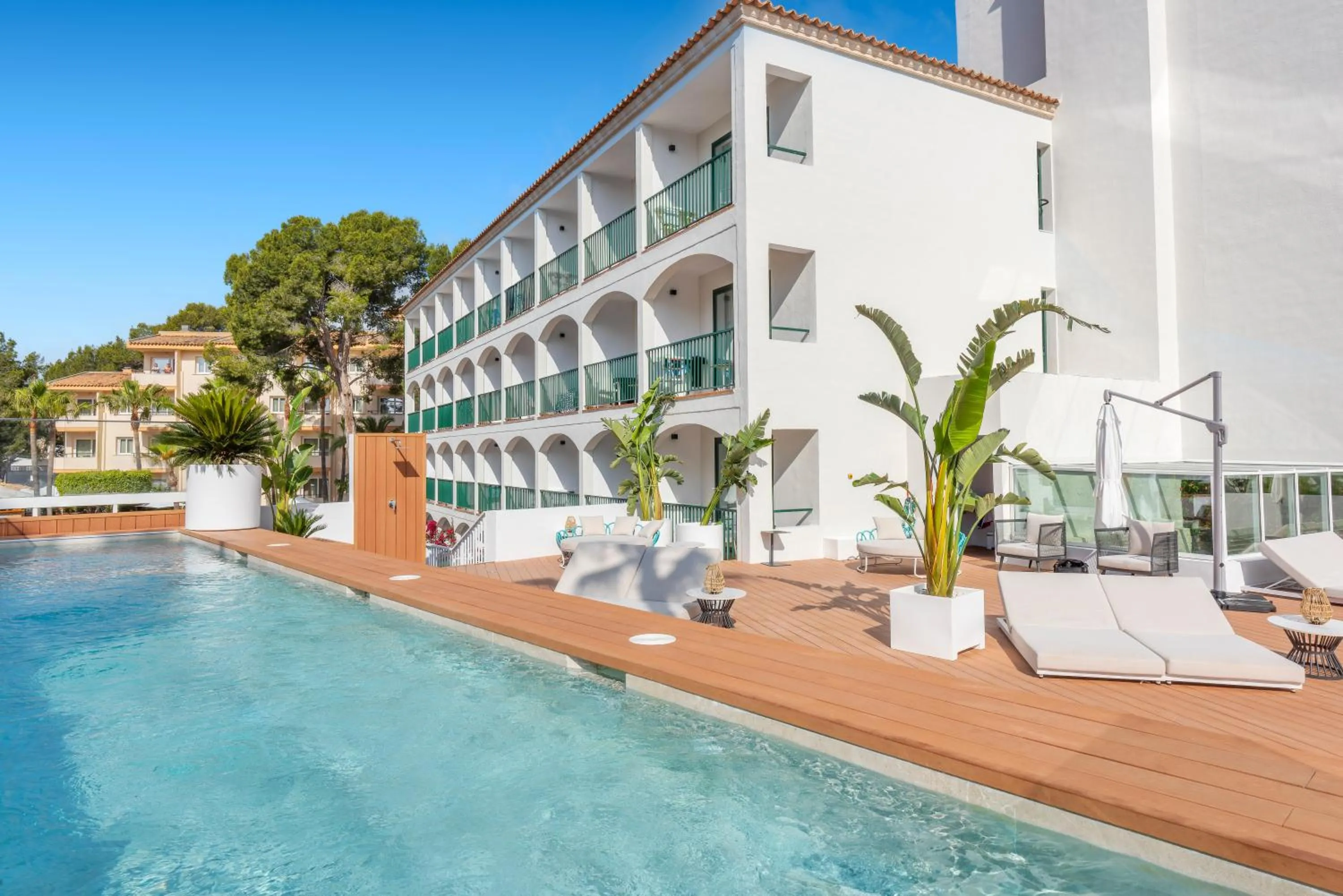 Day in Valentin Somni Hotel & Suites