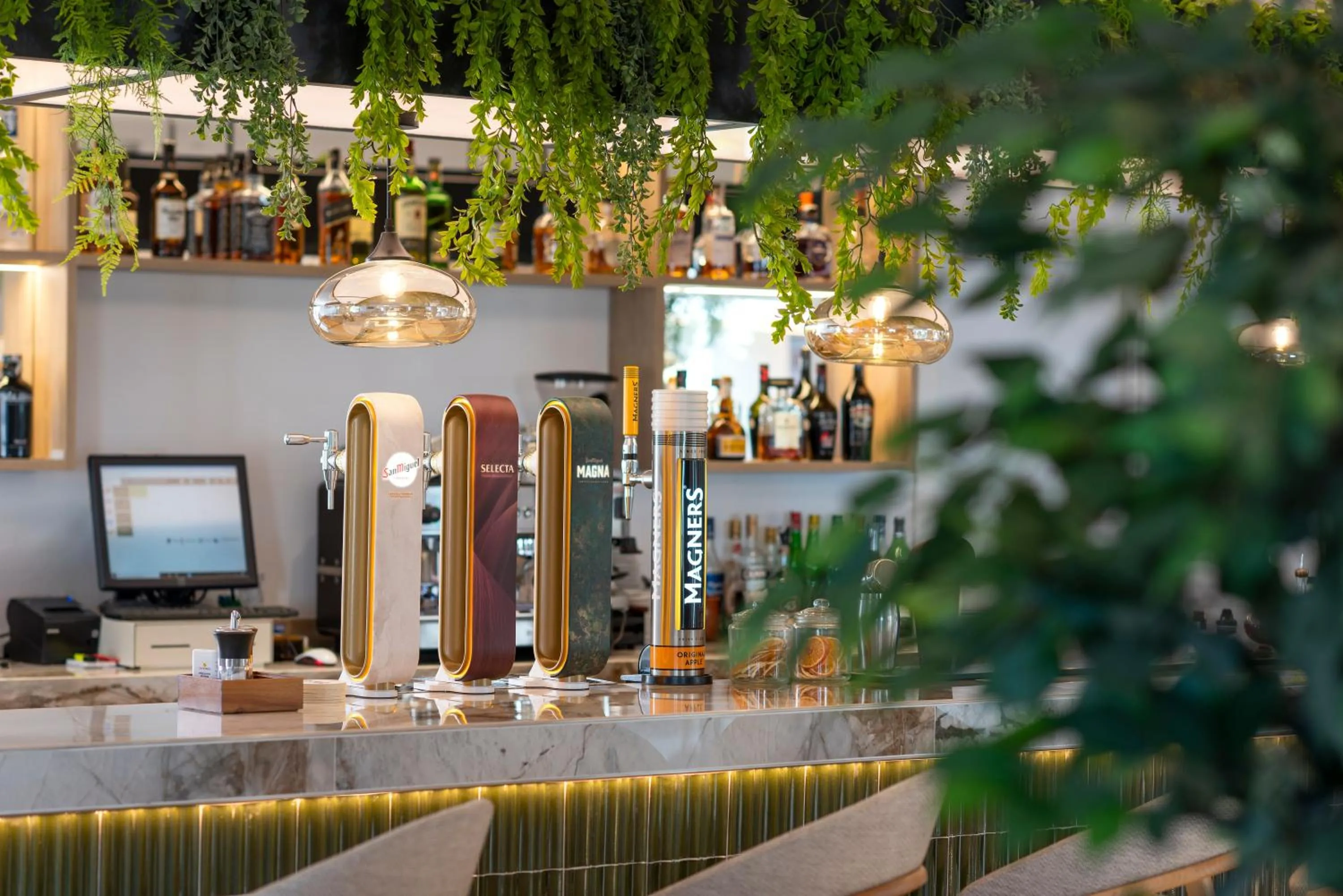 Lounge or bar in Valentin Somni Hotel & Suites