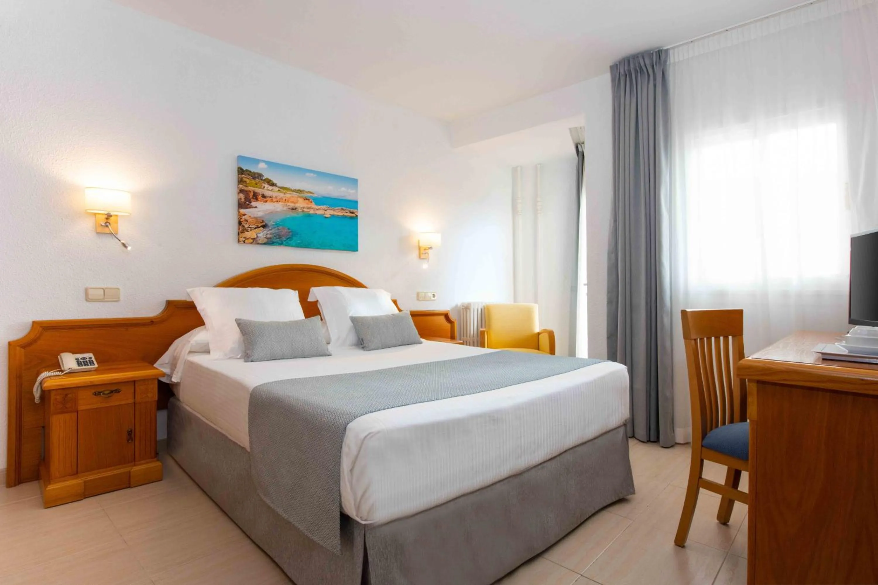Bed in Valentin Reina Paguera - Adults Only