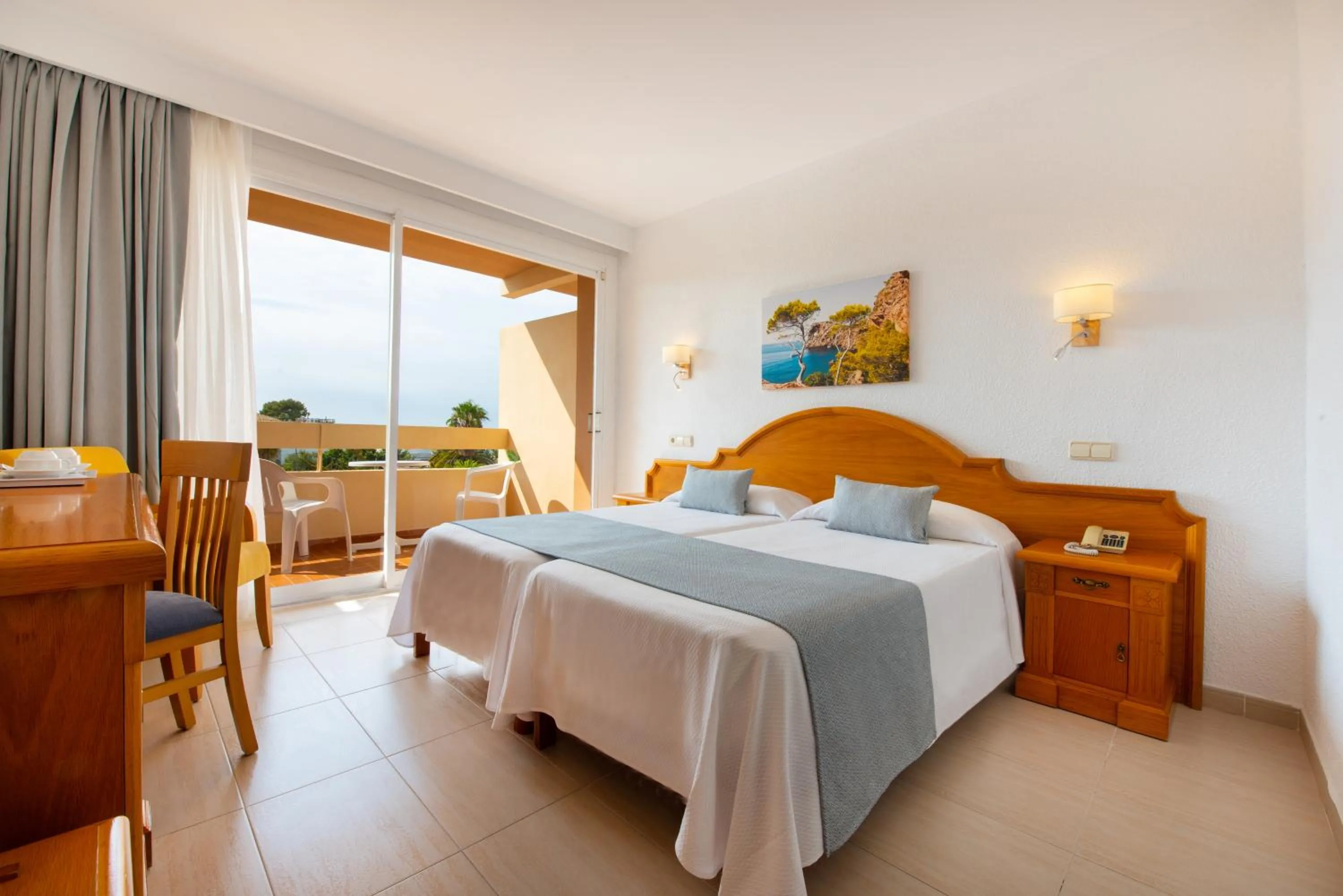 Bed in Valentin Reina Paguera - Adults Only