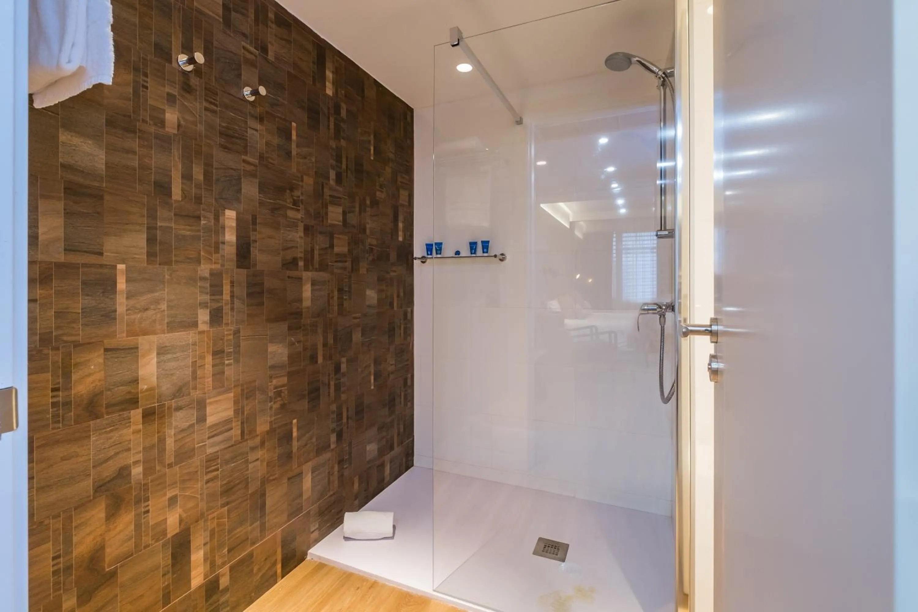 Bathroom in Pierre & Vacances Apartamentos Edificio Eurobuilding 2