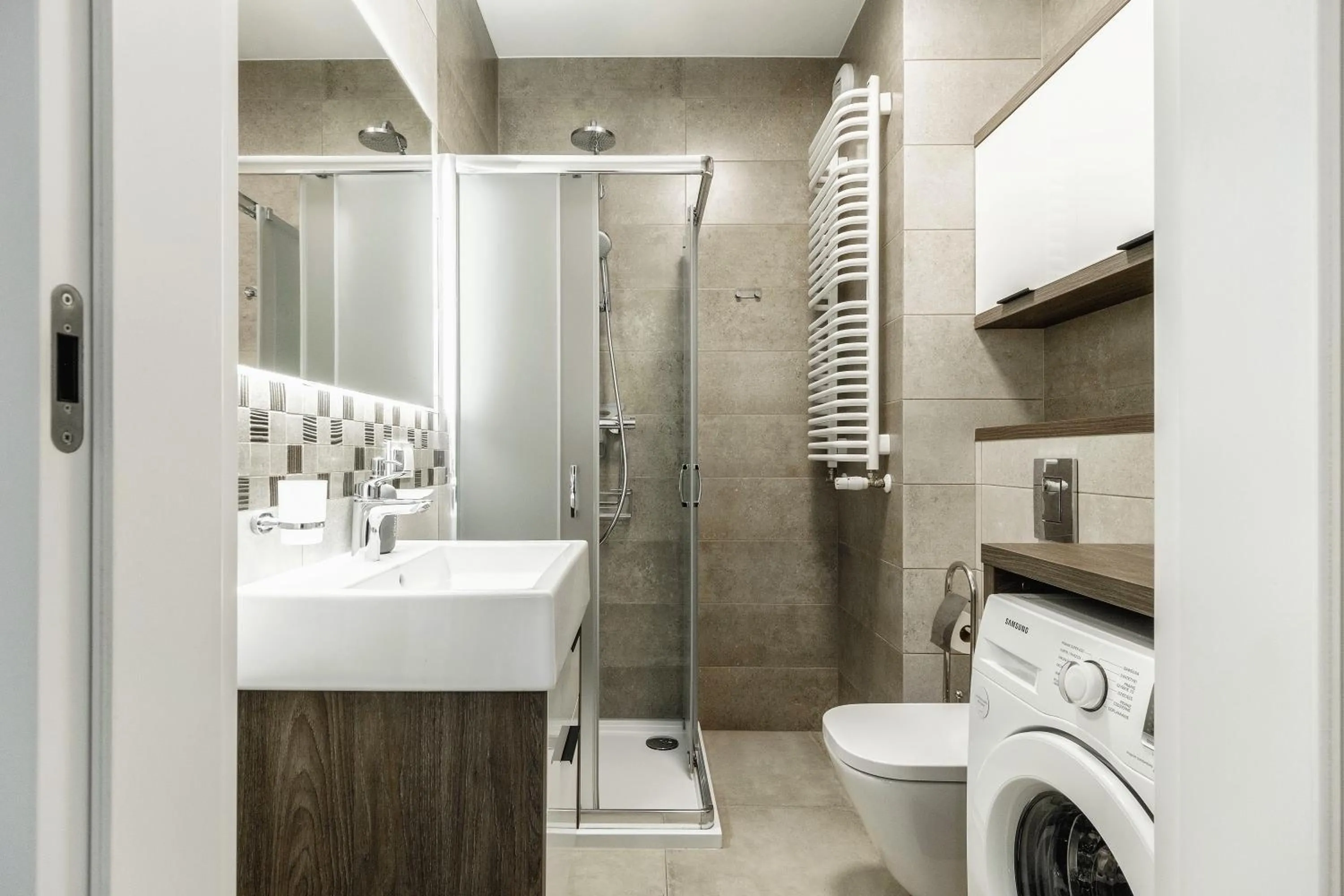 Apartament na Woli, nowe osiedle Jana Kazimierza 32, szybkie WI-FI, Parking