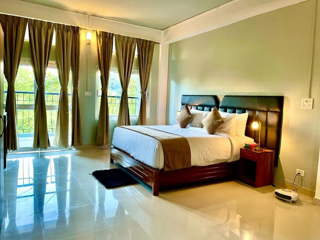 Bedroom, Bed in La Colline Resort