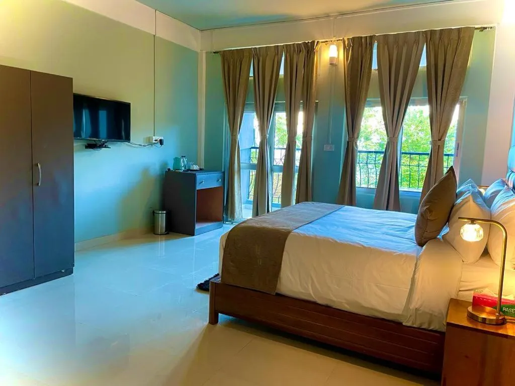 Bed in La Colline Resort