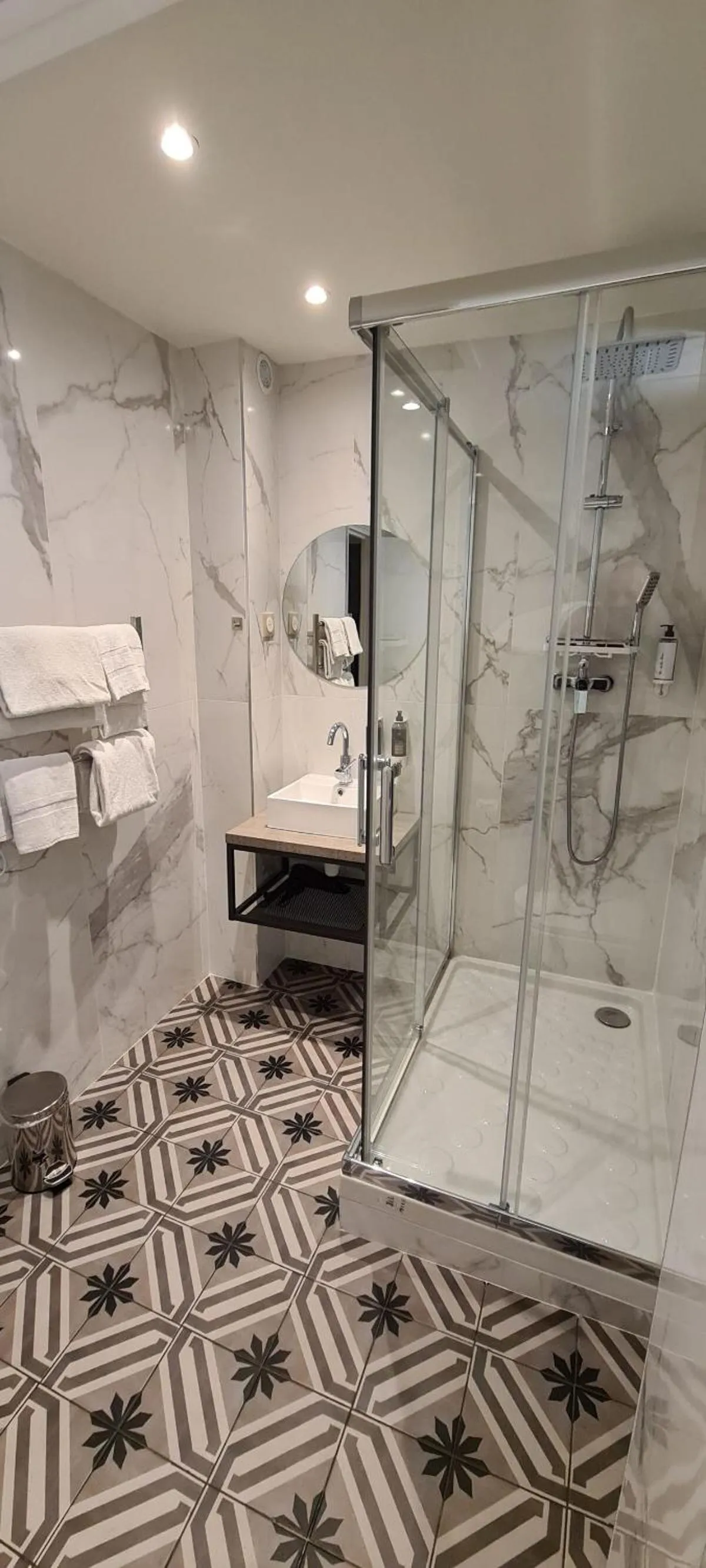 Bathroom in Hotel Le M