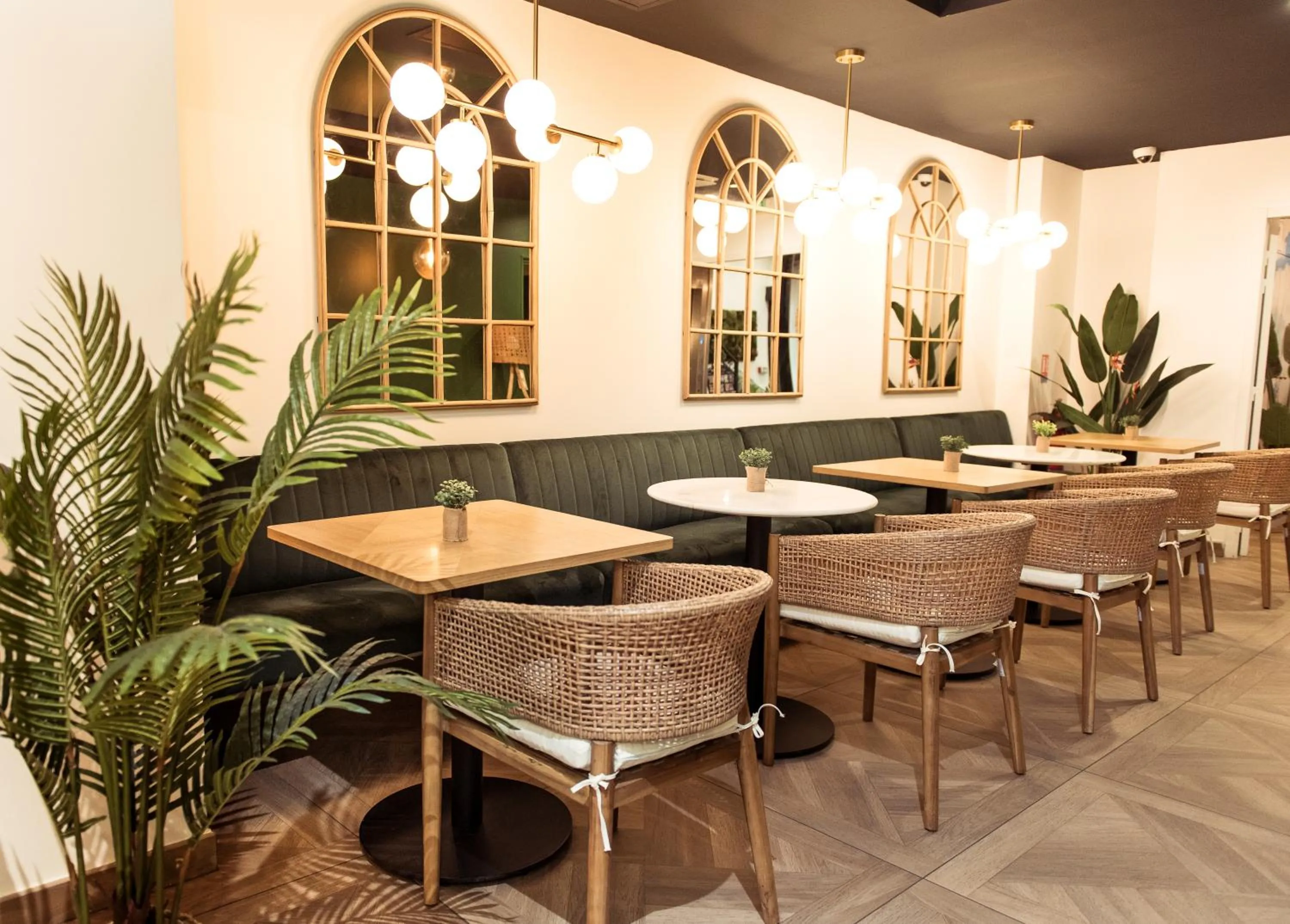 Breakfast in Hotel Le M