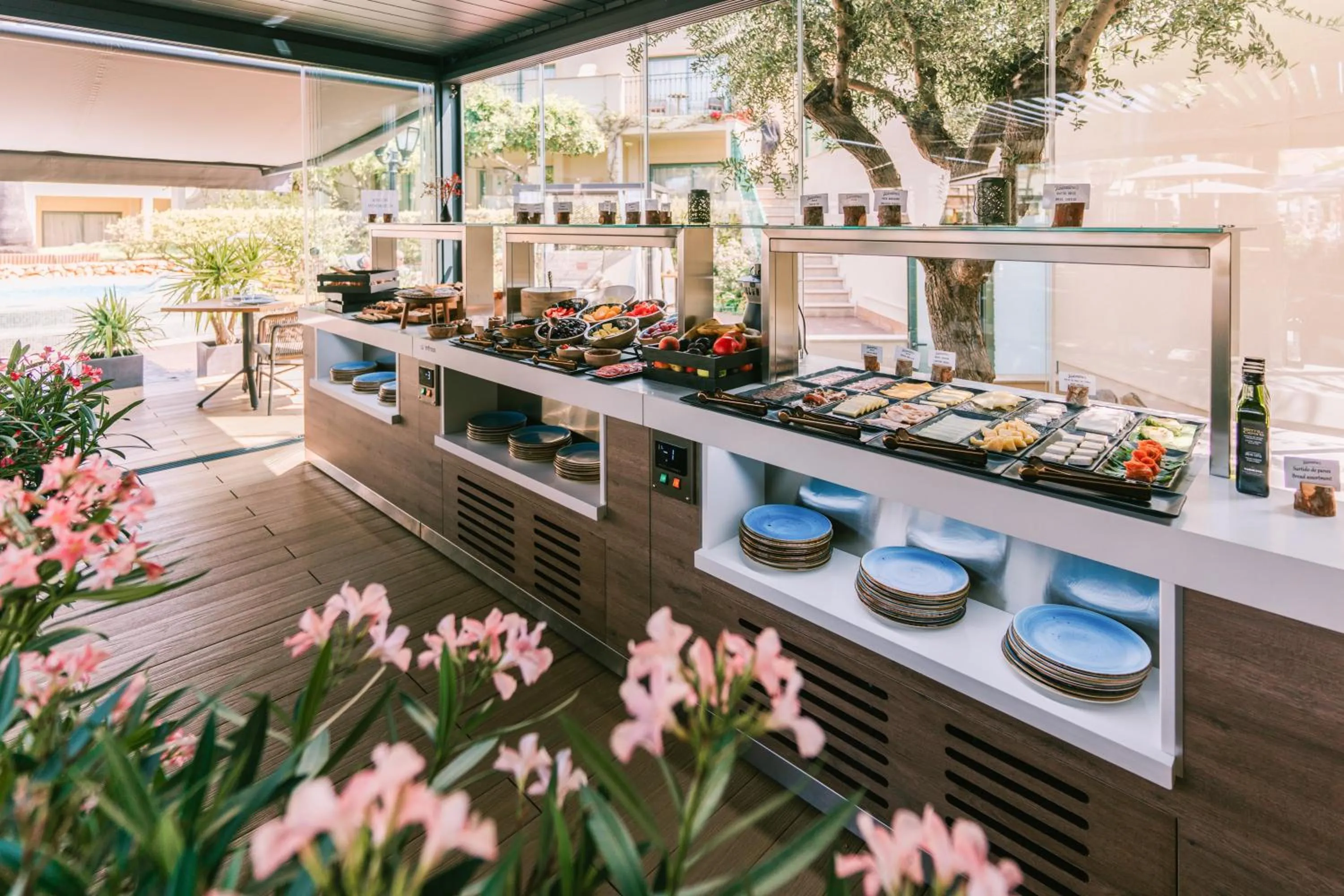 Restaurant/places to eat in Valentin Star Menorca - Adults Only