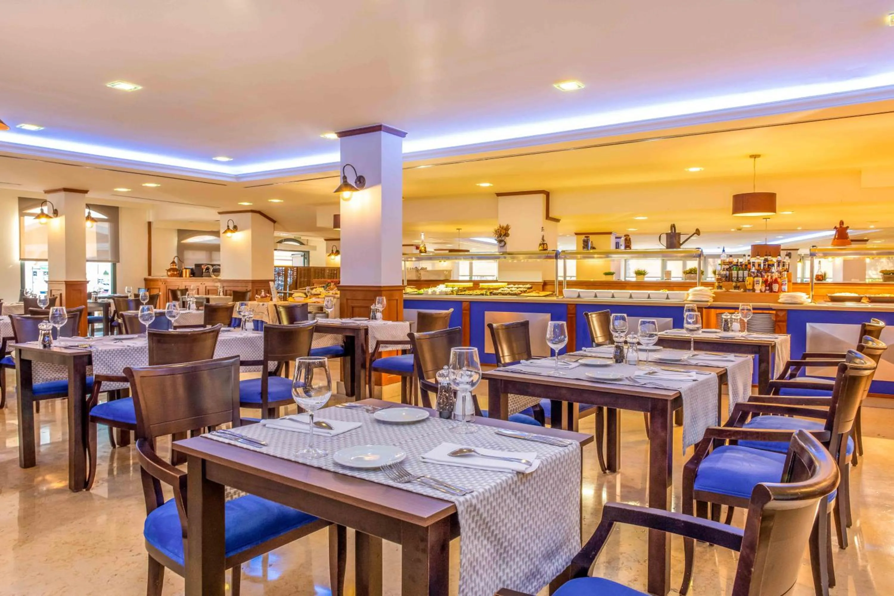 Restaurant/places to eat in Valentin Star Menorca - Adults Only