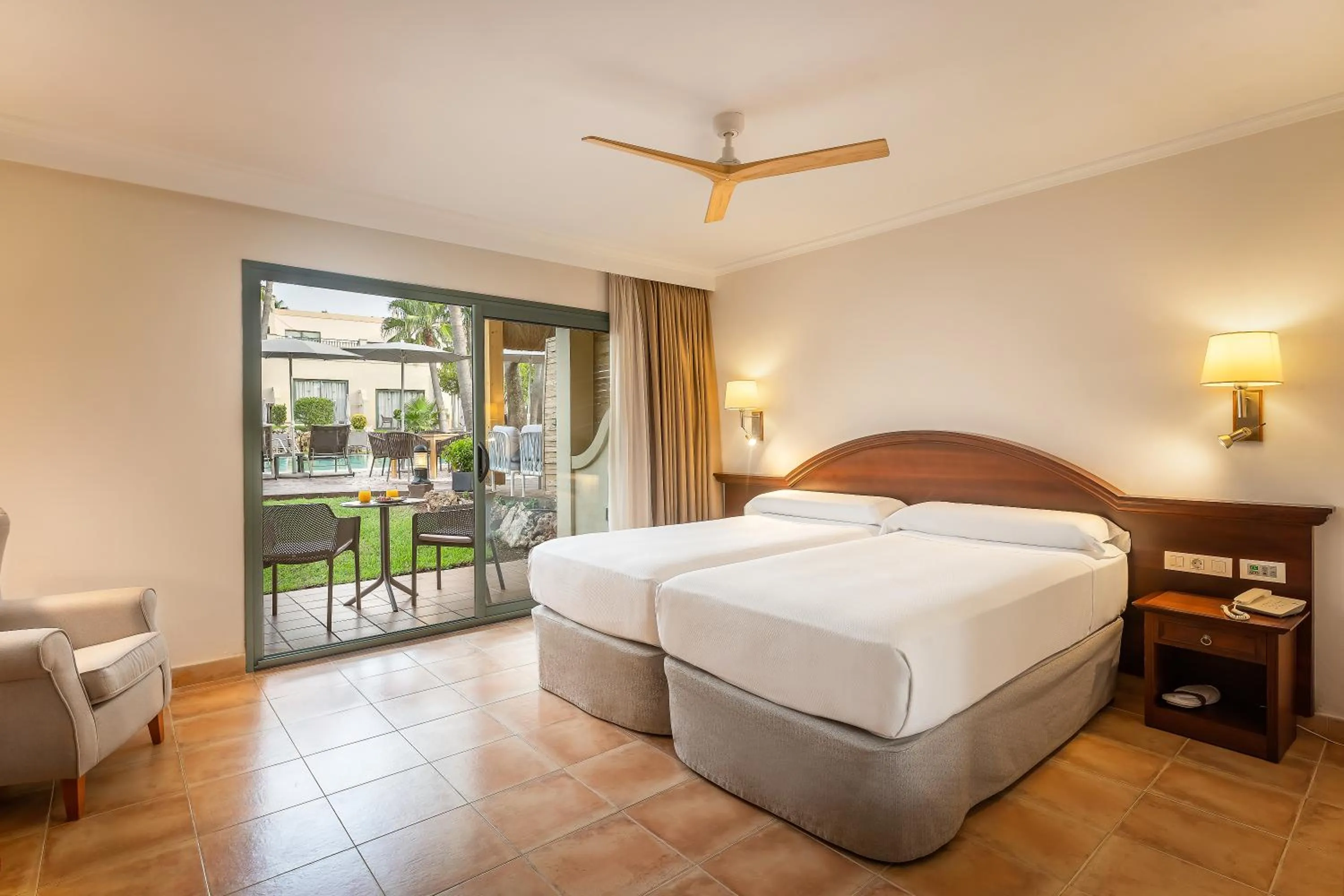 View (from property/room), Bed in Valentin Star Menorca - Adults Only