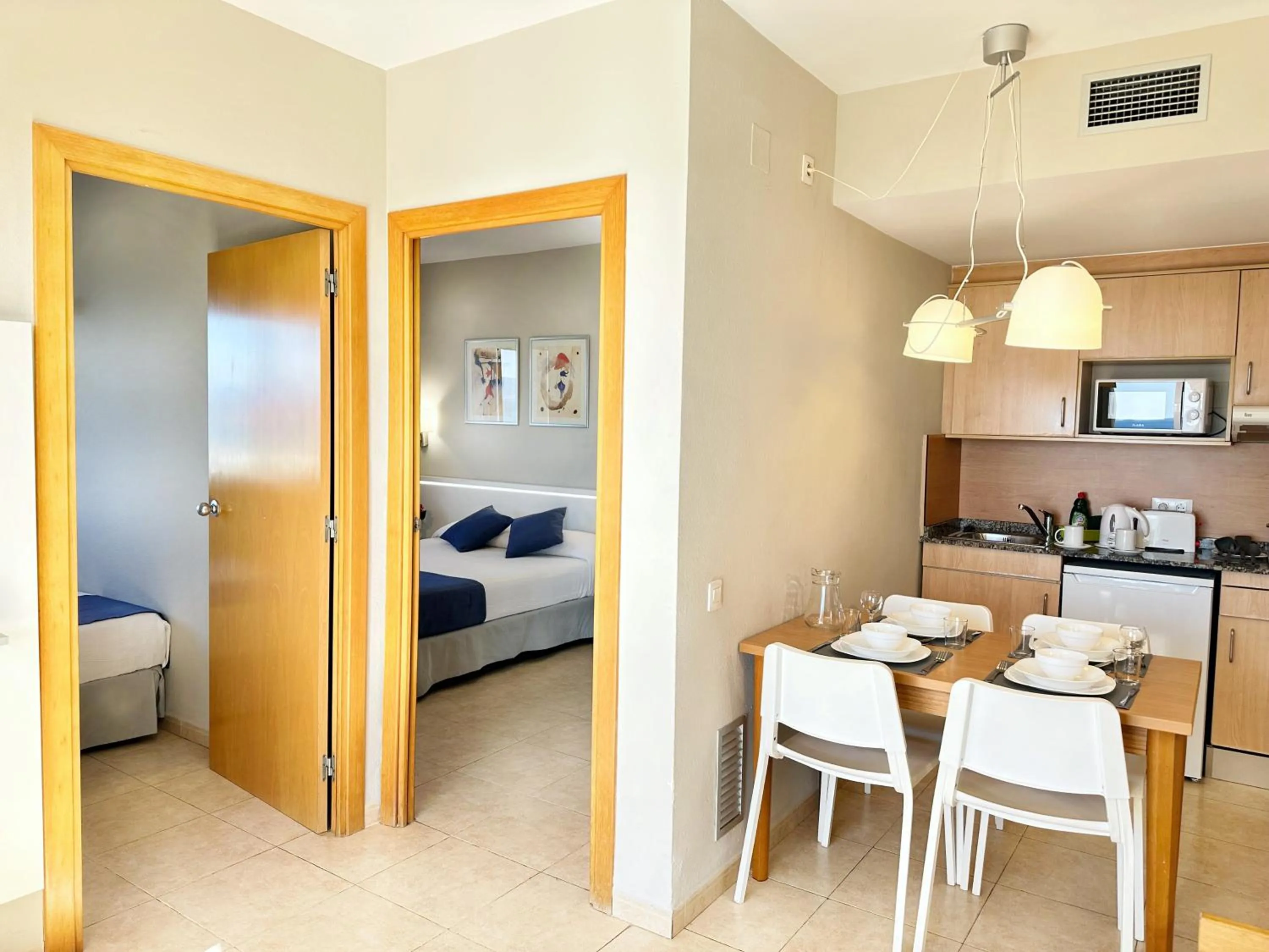 Bed in Aparthotel SunClub Salou