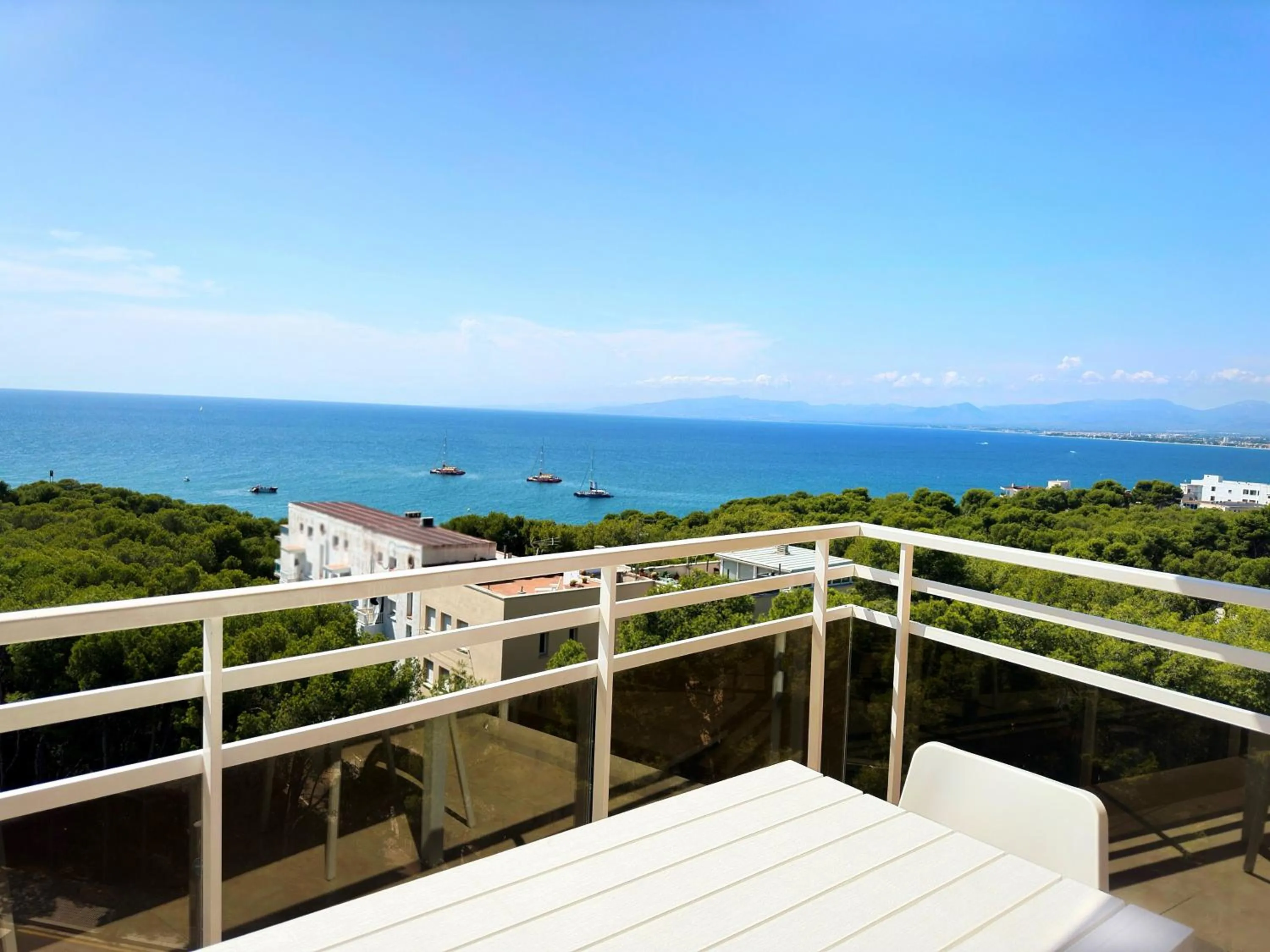 Sea view in Aparthotel SunClub Salou