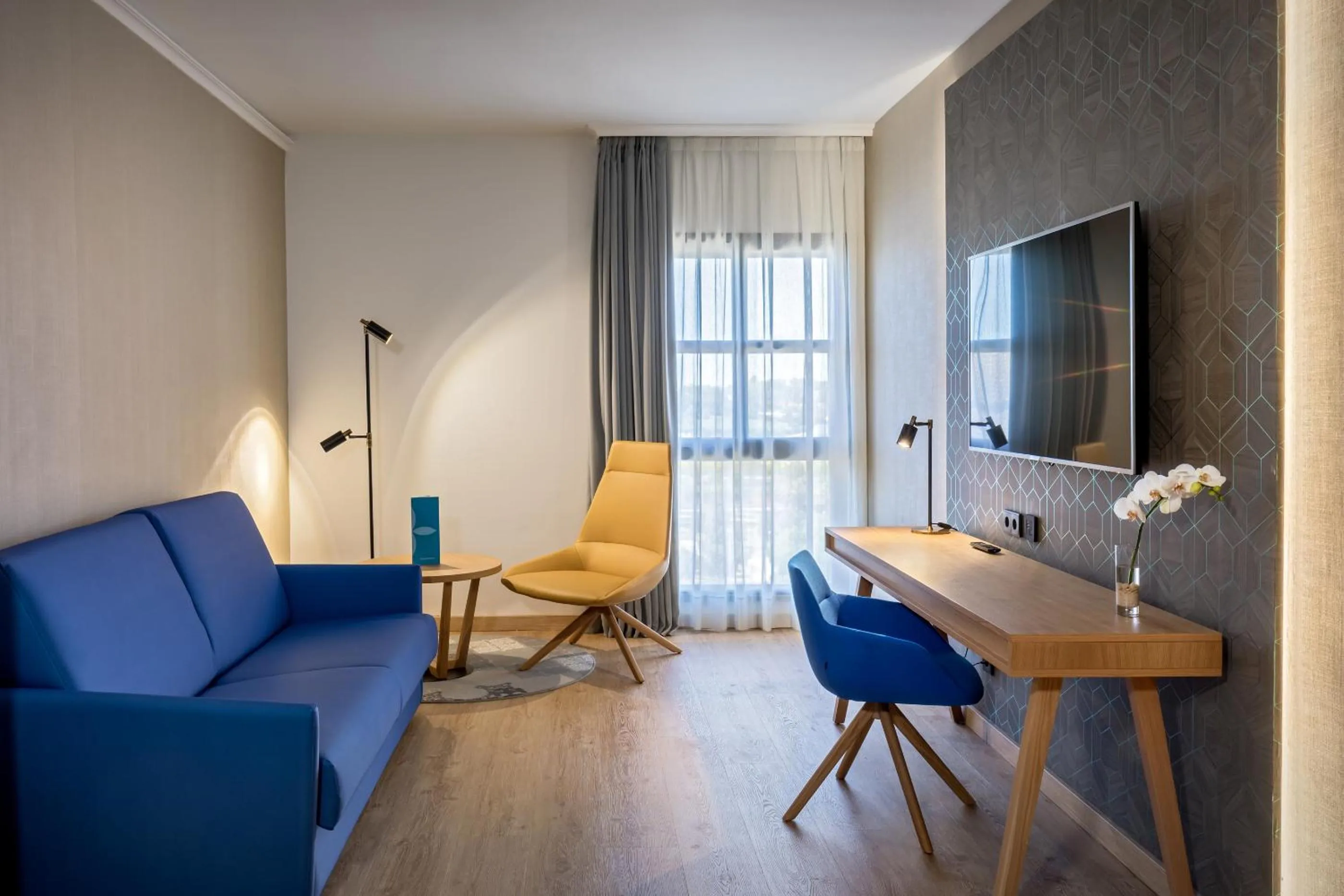 Living room in Barceló Cáceres V Centenario