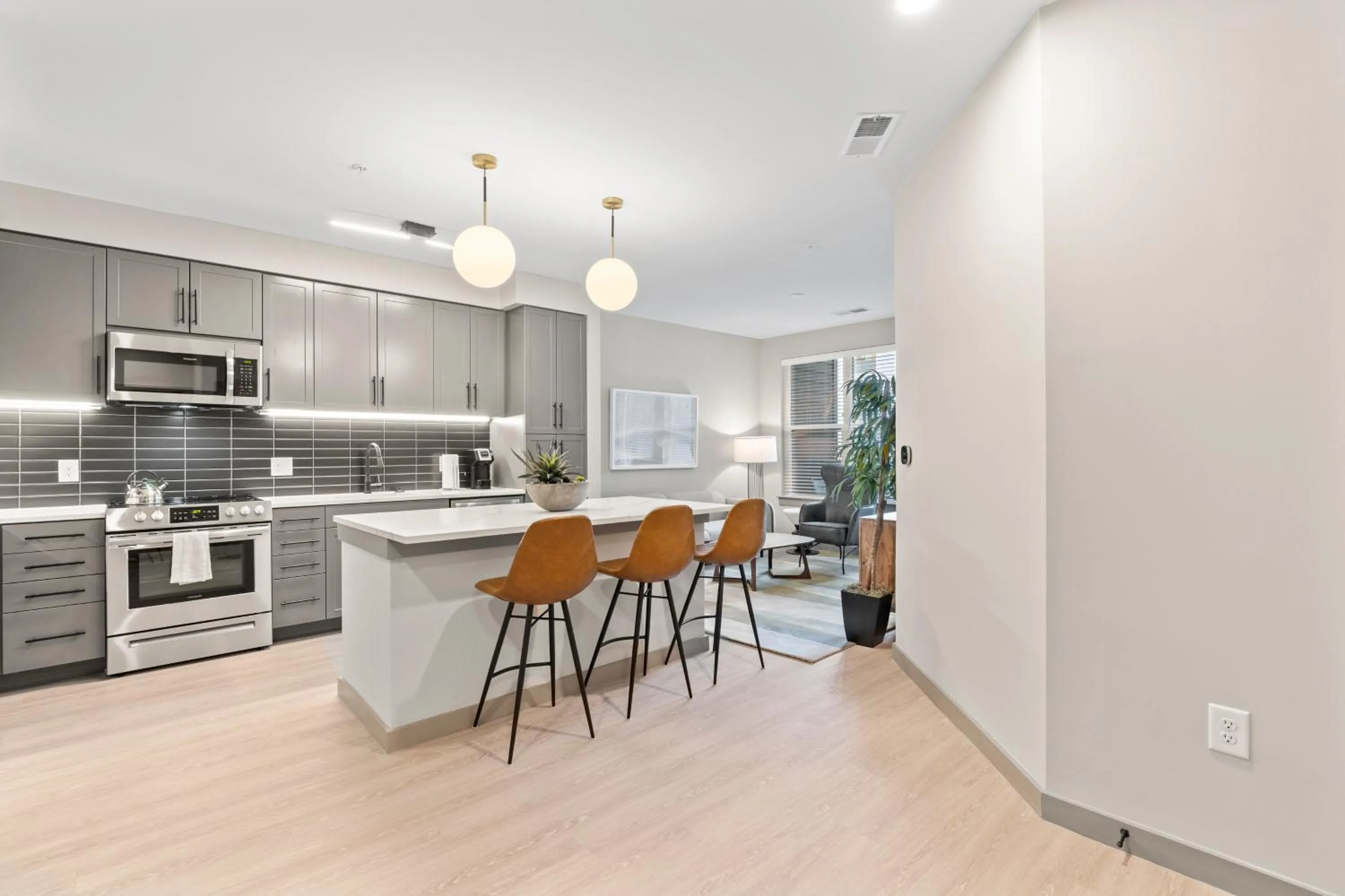 kitchen in WhyHotel by Placemakr, Columbia