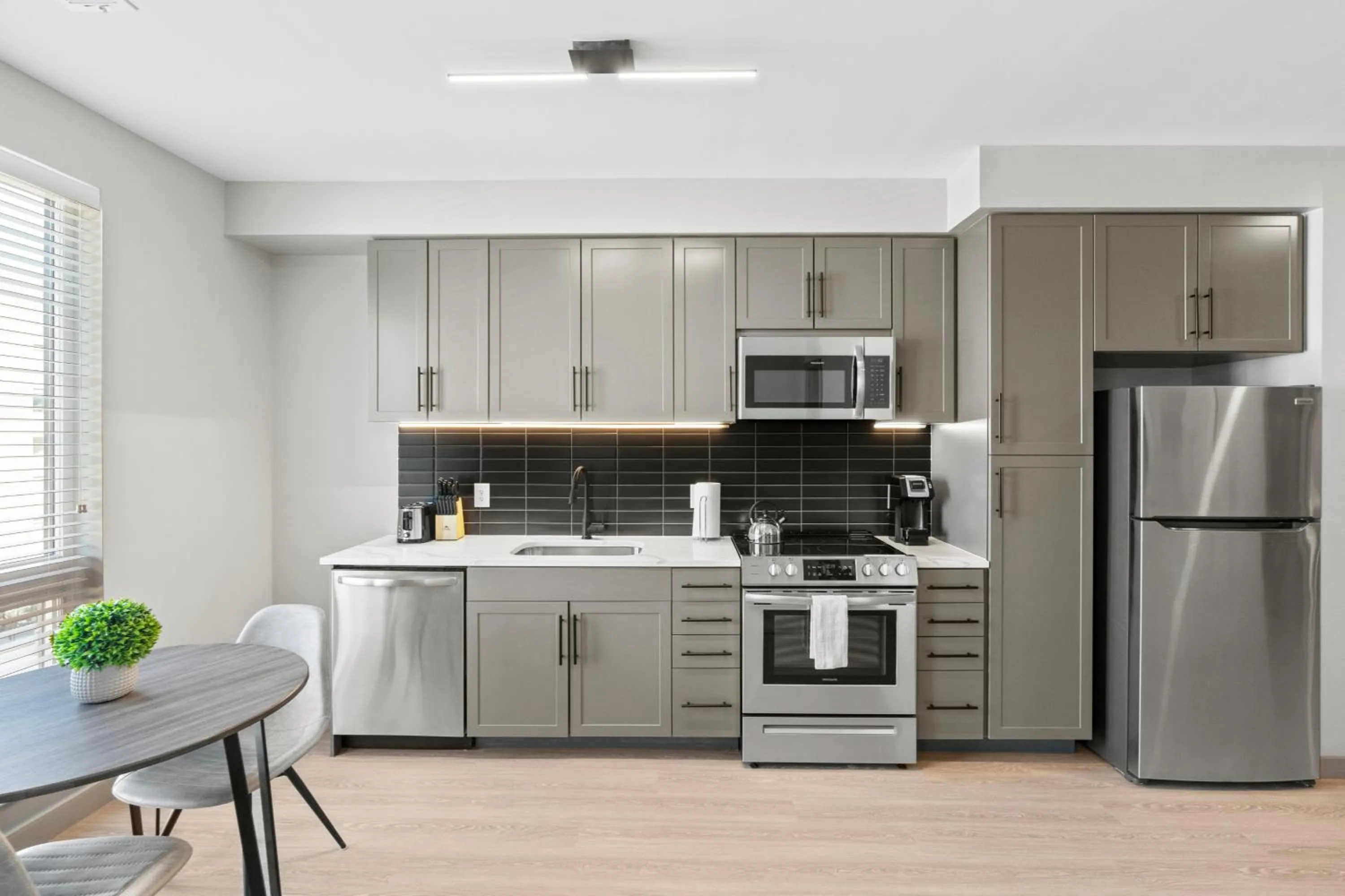 kitchen in WhyHotel by Placemakr, Columbia